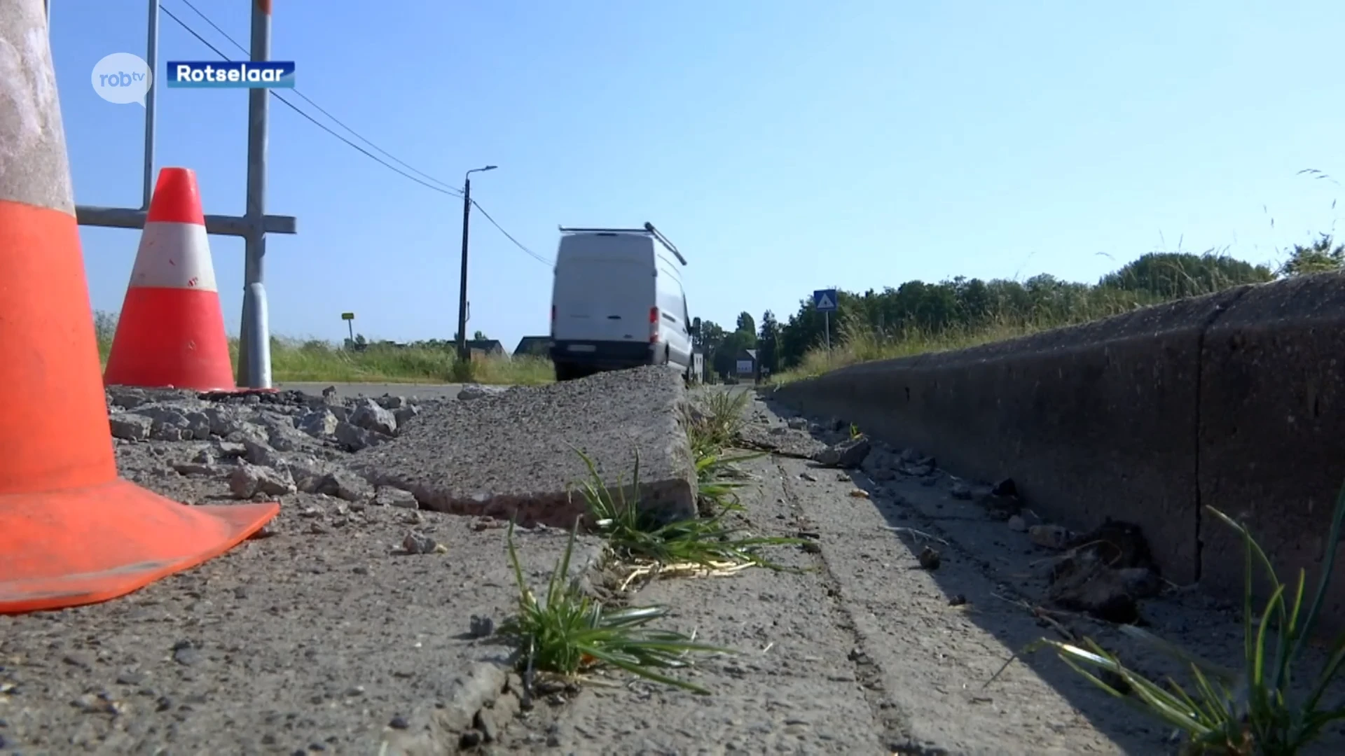 Op verschillende plaatsen komt het wegdek naar boven door de hitte: "Snel nieuwe beton gieten"