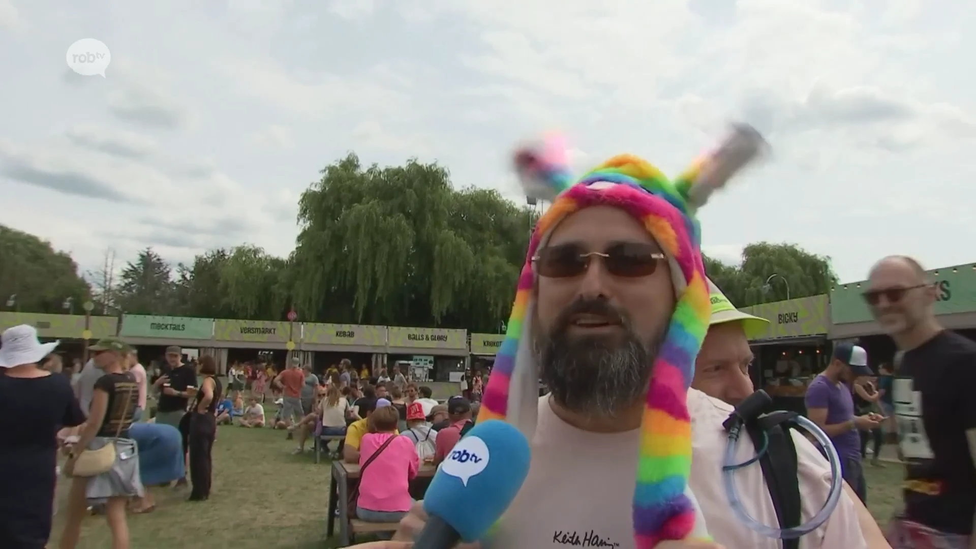 Rare snuiters op Rock Werchter: van dansende mutsen tot Hawaii rokjes
