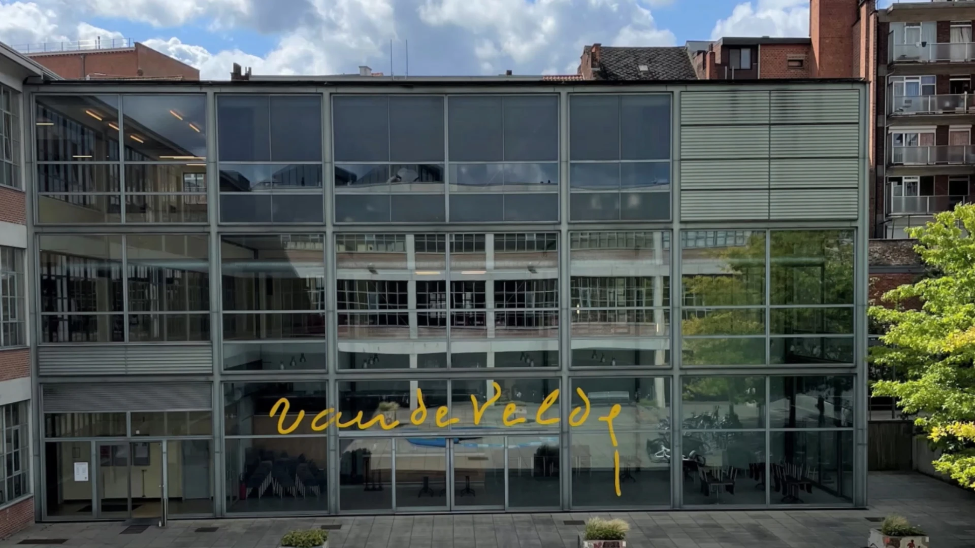 Leuven vindt nieuwe uitbaters voor Café Van de Velde in bibliotheek Tweebronnen, dat opent in het najaar