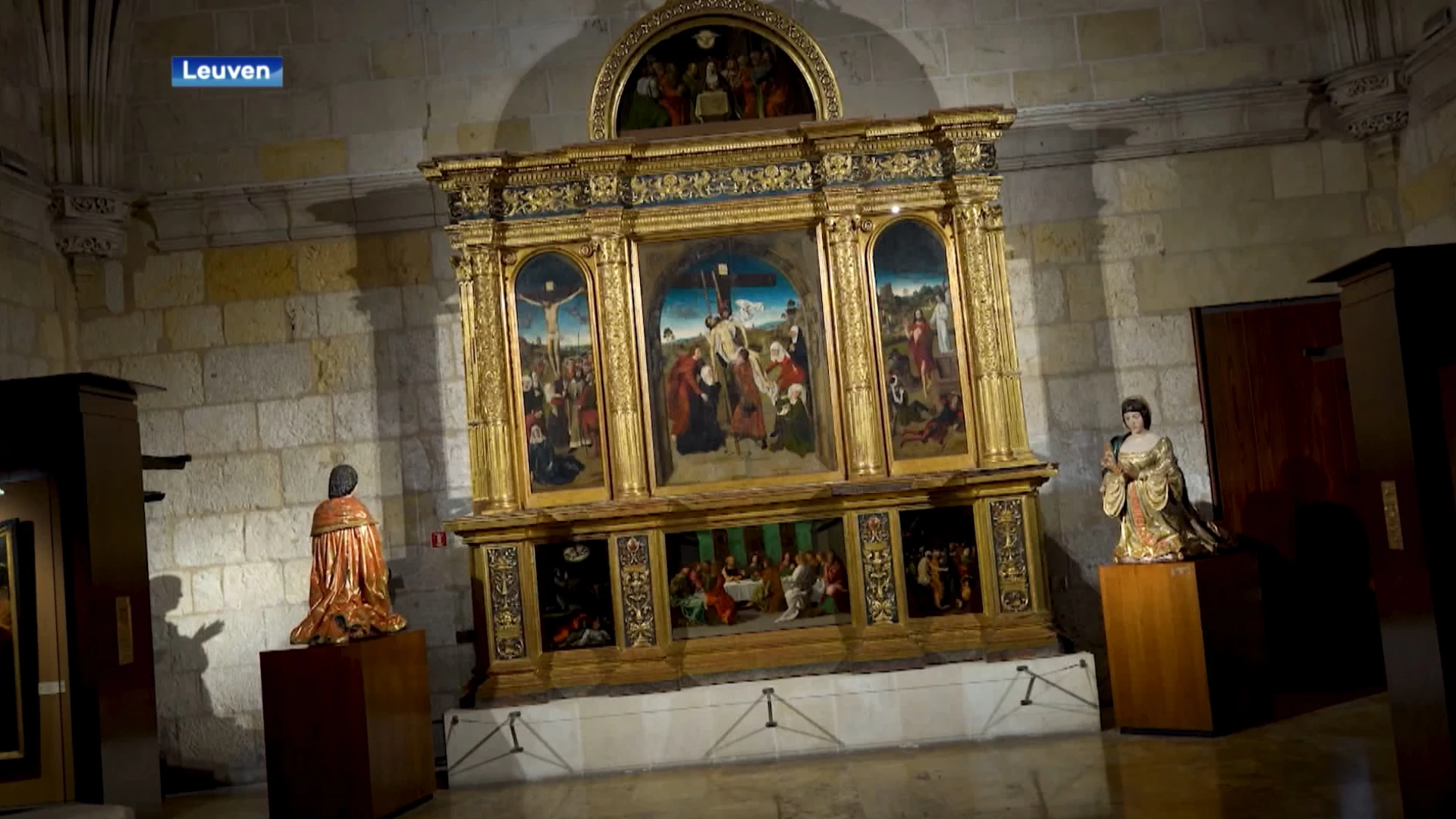 Na meer dan 500 jaar in de Koninklijke kapel in Granada, is de Triptiek van de Kruisafnemening van Dieric Bouts vanaf oktober te zien in M Leuven