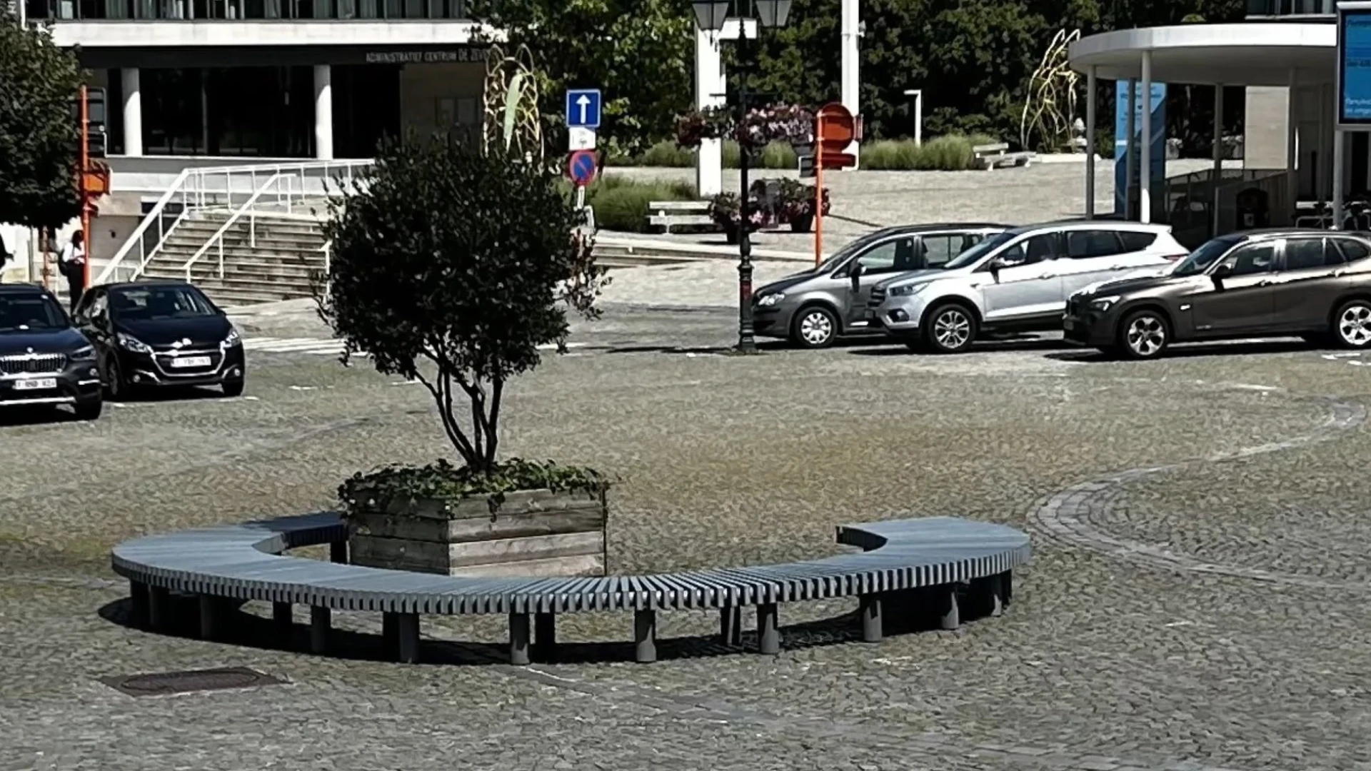 Tervuren wil marktplein aantrekkelijker maken met hulp van inwoners: "Vergroenen, ontharden en toch nog plaats voor markt en andere evenementen"