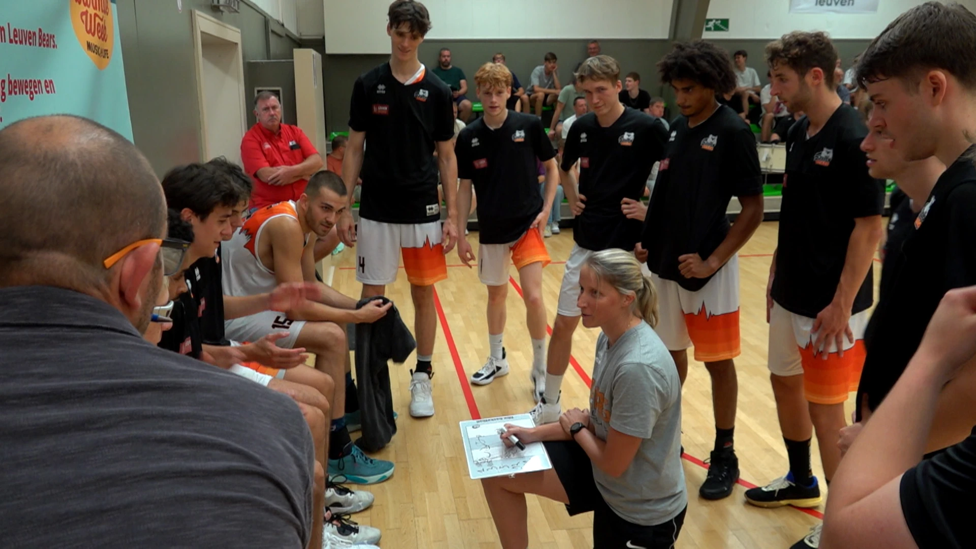 B-ploeg Leuven Bears steelt met ogen van eersteklasser Limburg United in beker (62-81): "Dit is iets uniek"