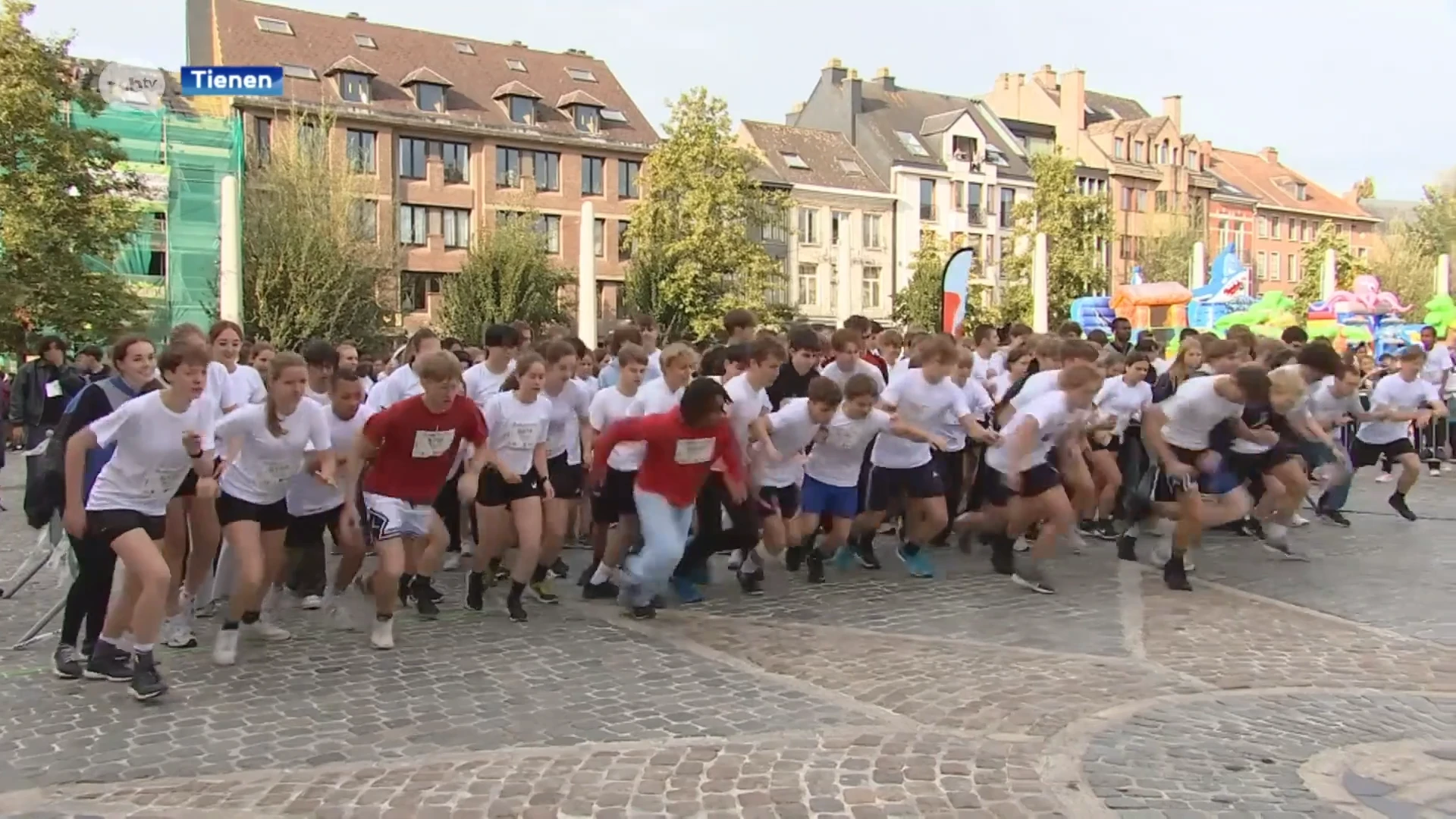 Eerste Tiense Suikercorrida in 16 jaar: 4.000 leerlingen nemen het tegen elkaar op in Tiense binnenstad