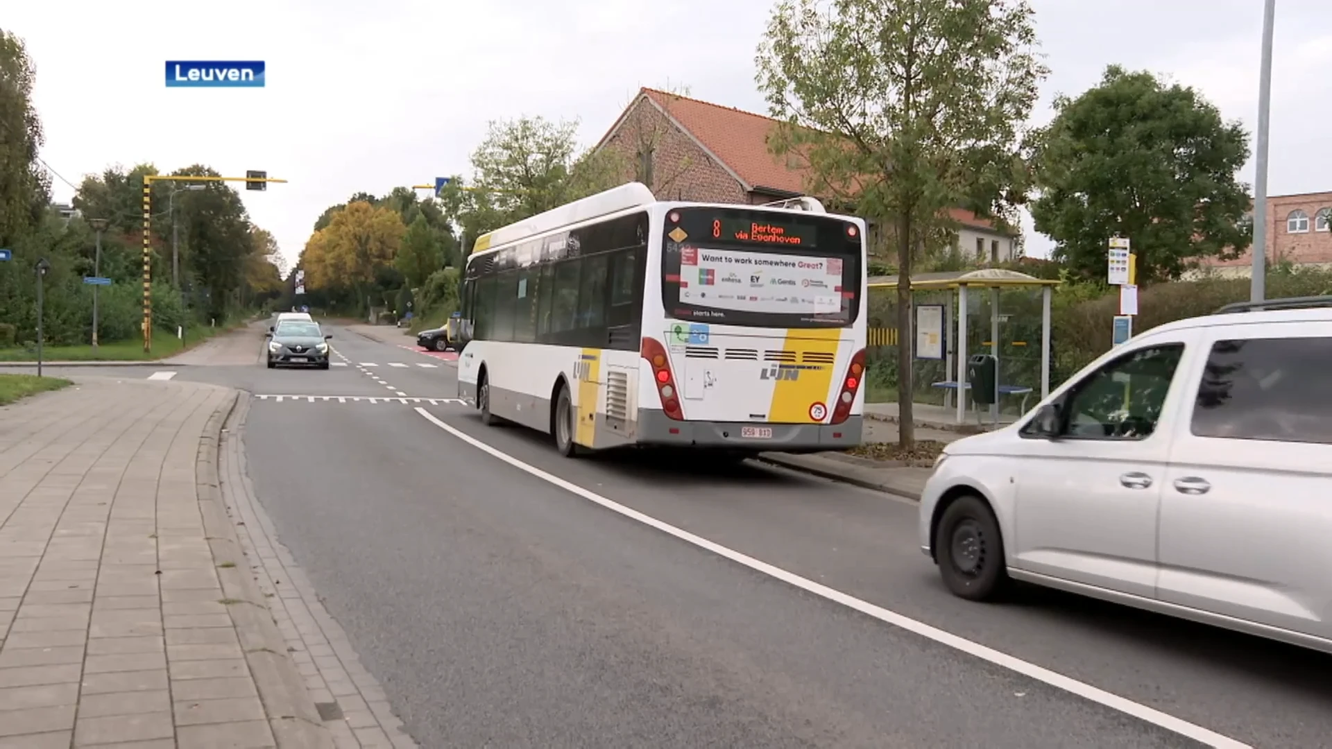 Agentschap Wegen en Verkeer start met vernieuwing bushaltes Sint-Reneldisplein in Egenhoven