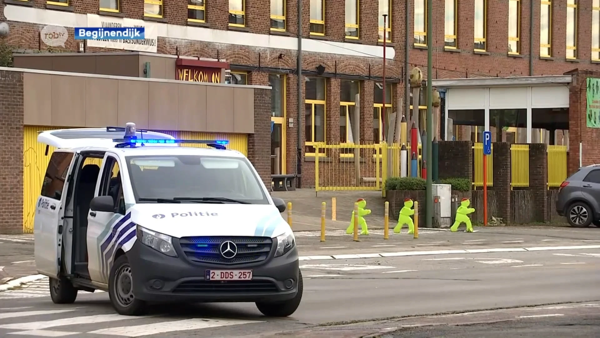 Bommelding in Sint-Jozefsinstituut: Leerlingen naar nabijgelegen sporthal geëvacueerd, politie vraagt ouders om niet naar school te komen