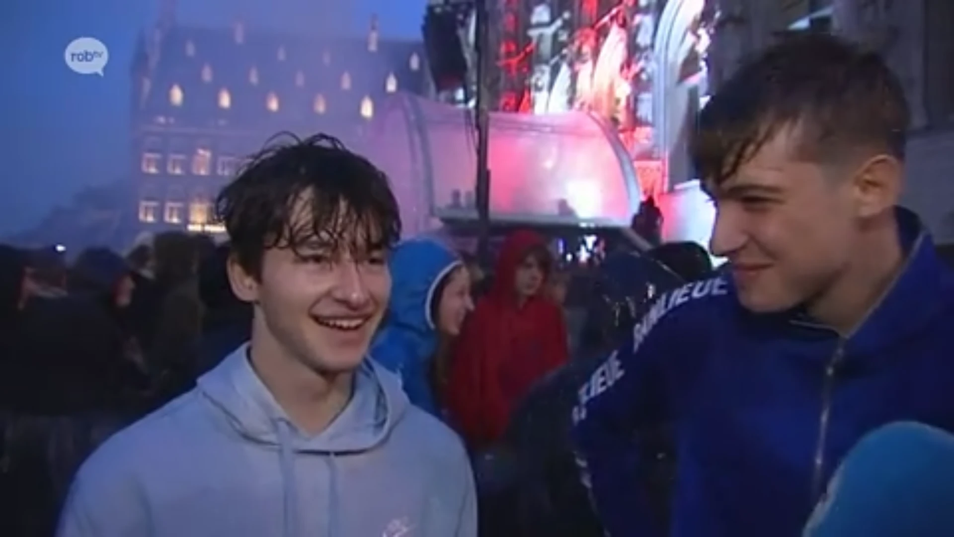 Wij interviewden heel wat jeugdbewegingen op de Grote Markt in Leuven vanochtend