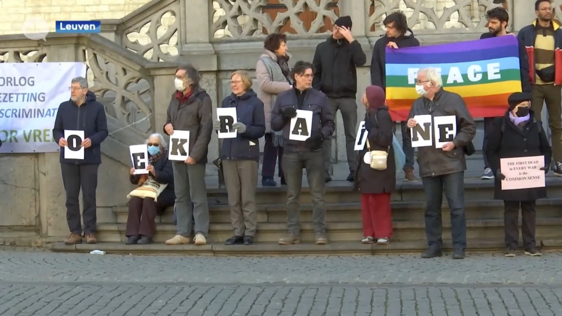 Leuvense Vredesbeweging organiseert flashmob op Grote Markt: "Aandacht vragen voor meer vrede in de wereld"