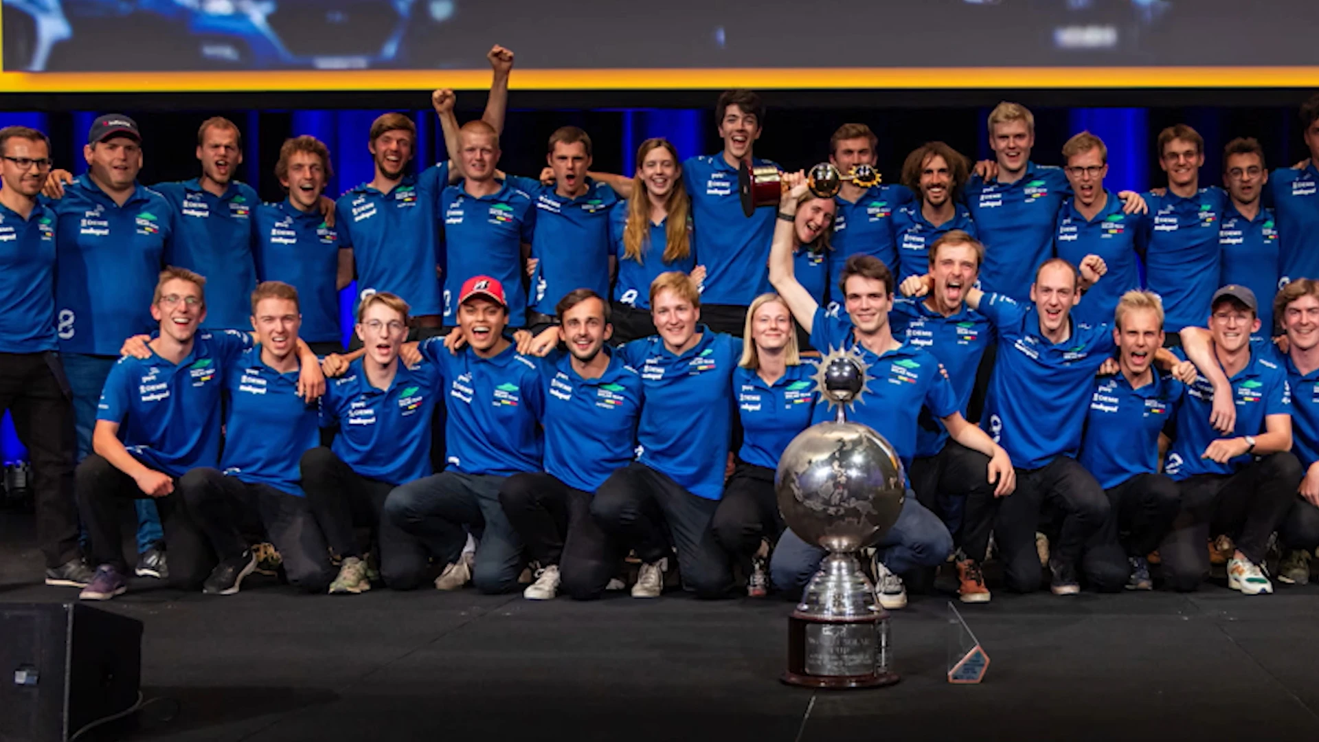 Solar Team van de KU Leuven wint na wereldtitel ook innovatieprijs dankzij roterende vin: "Zorgt voor meer stabiliteit en lager energieverbruik"