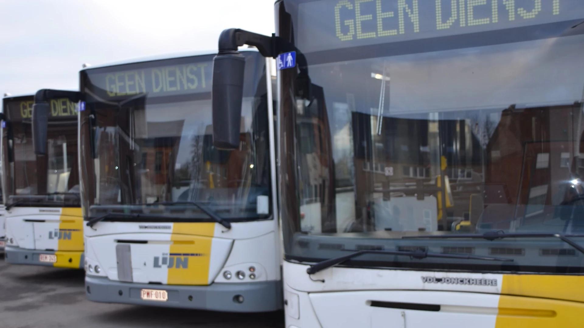 Werknemers van De Lijn leggen werk neer in stelplaats van Tremelo