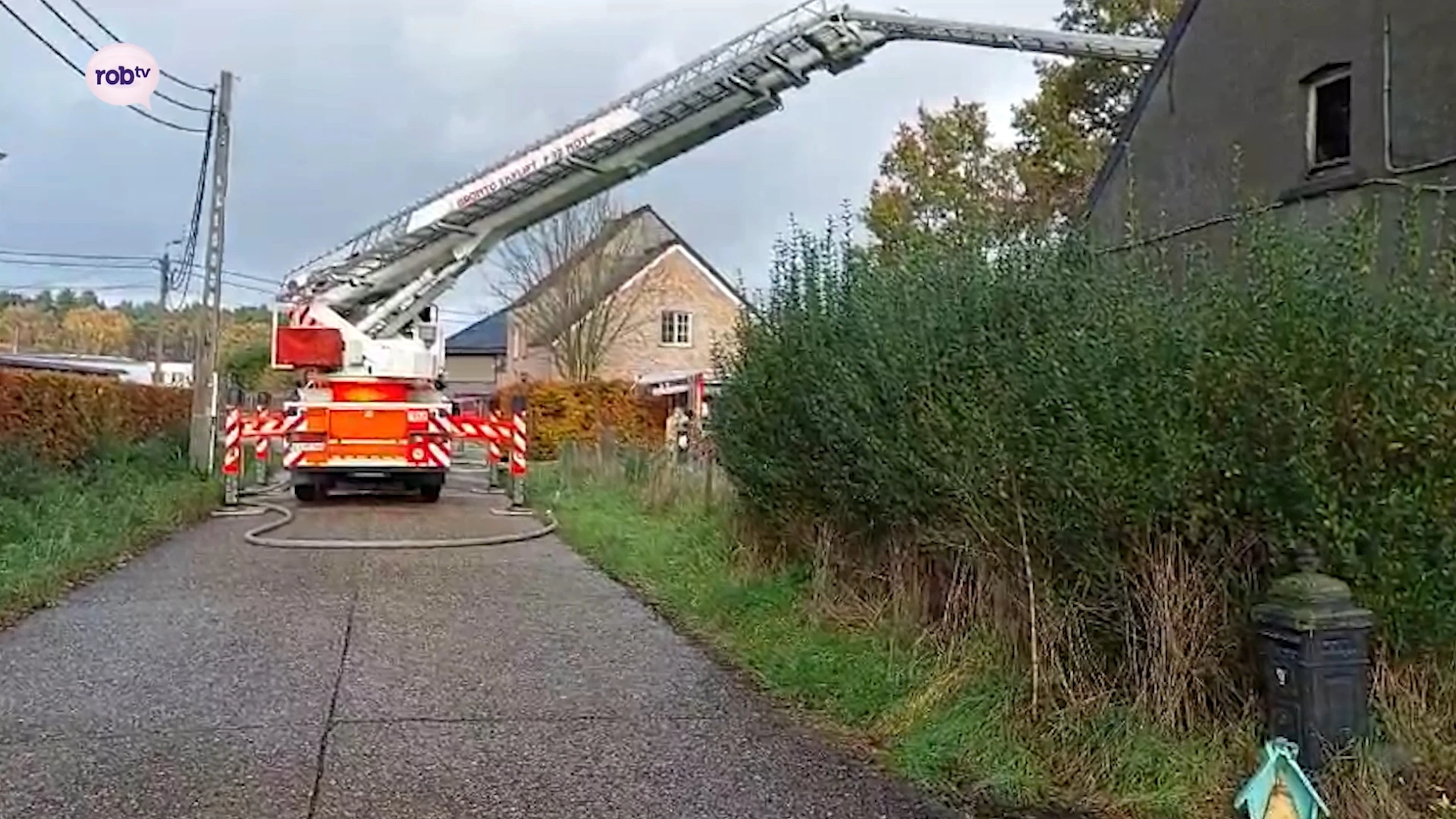 Brandweer moet uitrukken voor uitslaande woningbrand in Langdorp