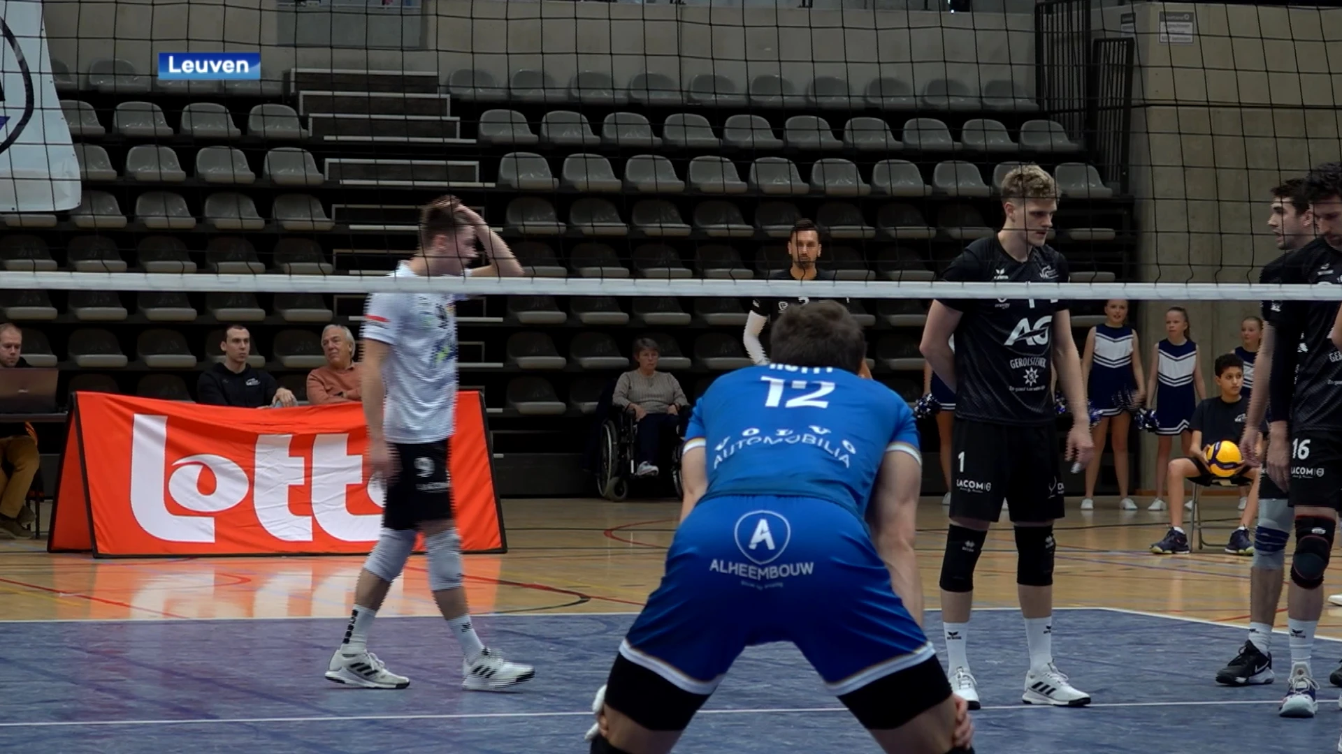 VHL en Roeselare serveren propaganda voor Belgische volleybal (2-3): "Nog nooit een set tot 40 gespeeld, dit was geweldig"