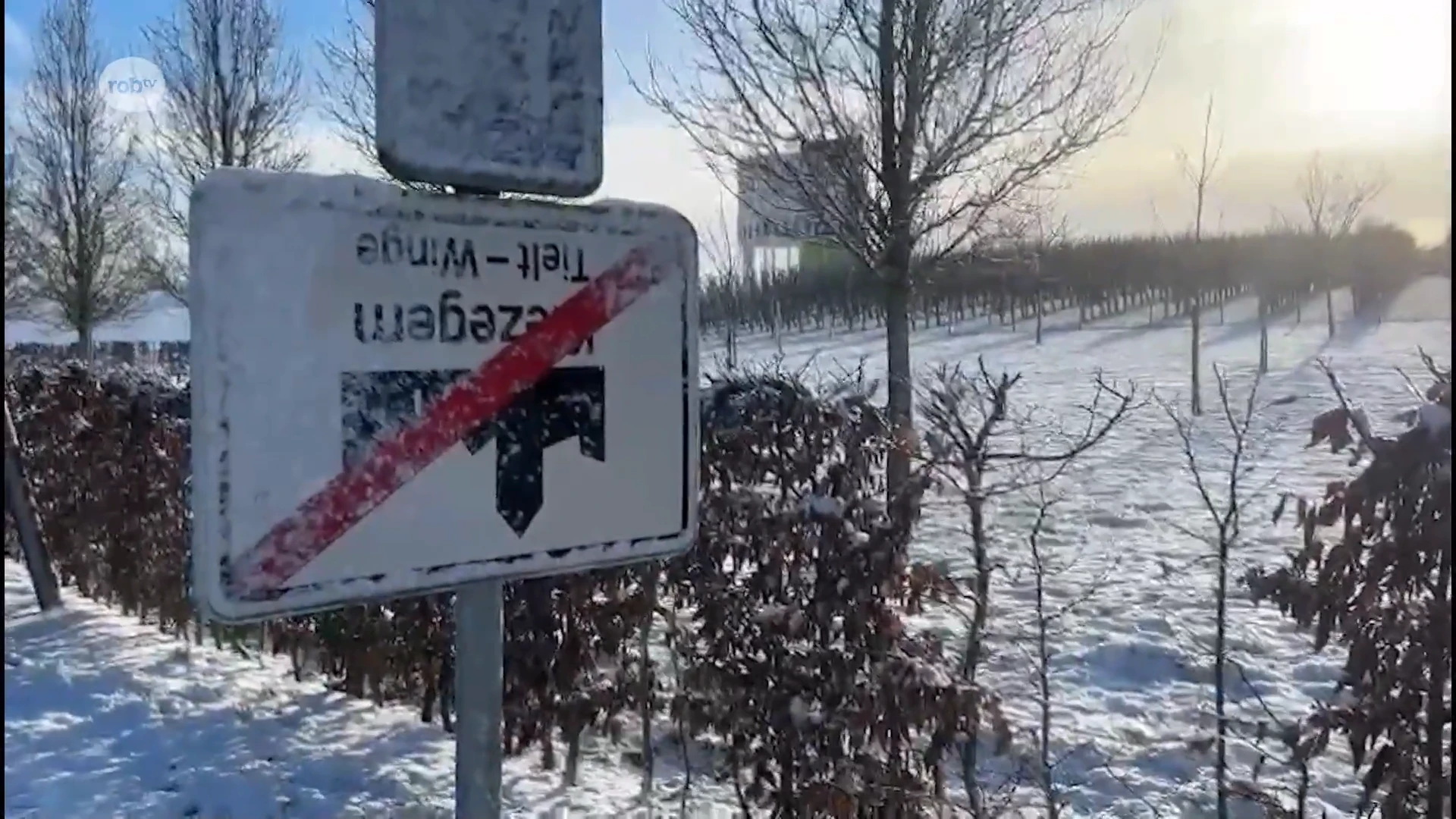 Verschillende plaatsnaamborden in onze regio omgedraaid door boze boeren uit protest tegen stikstofakkoord