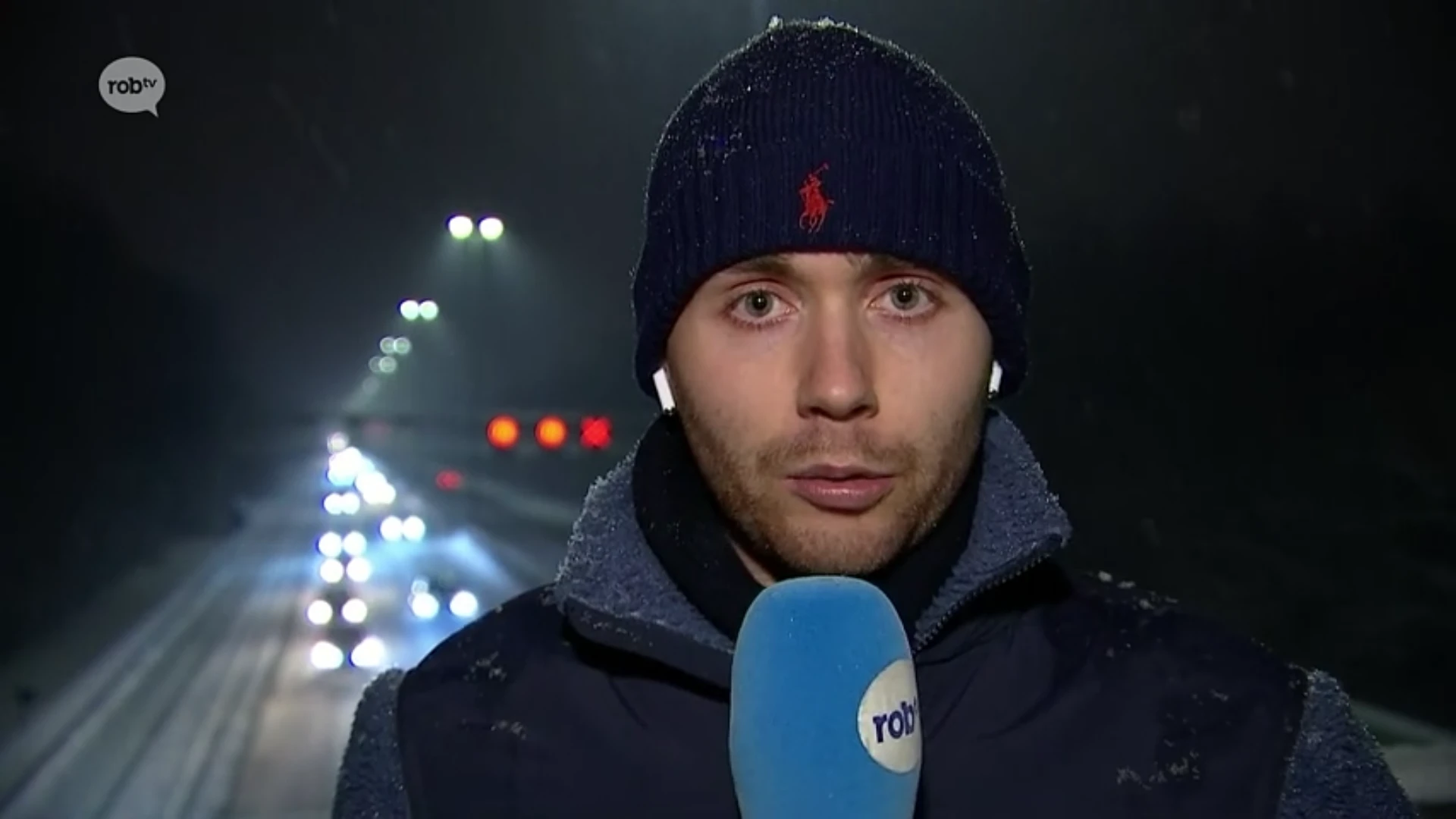 LIVE: "Bussen hebben het moeilijk, ook wegen volledig afgesloten door sneeuw"