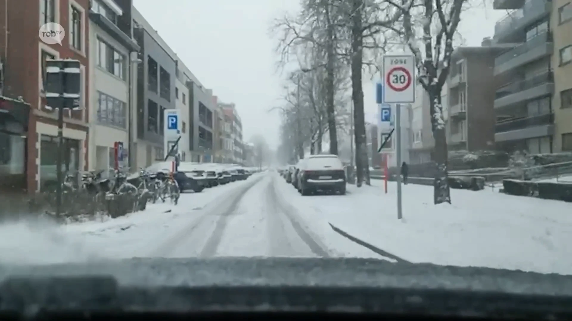 BEKIJK: Leuven onder een wit laagje