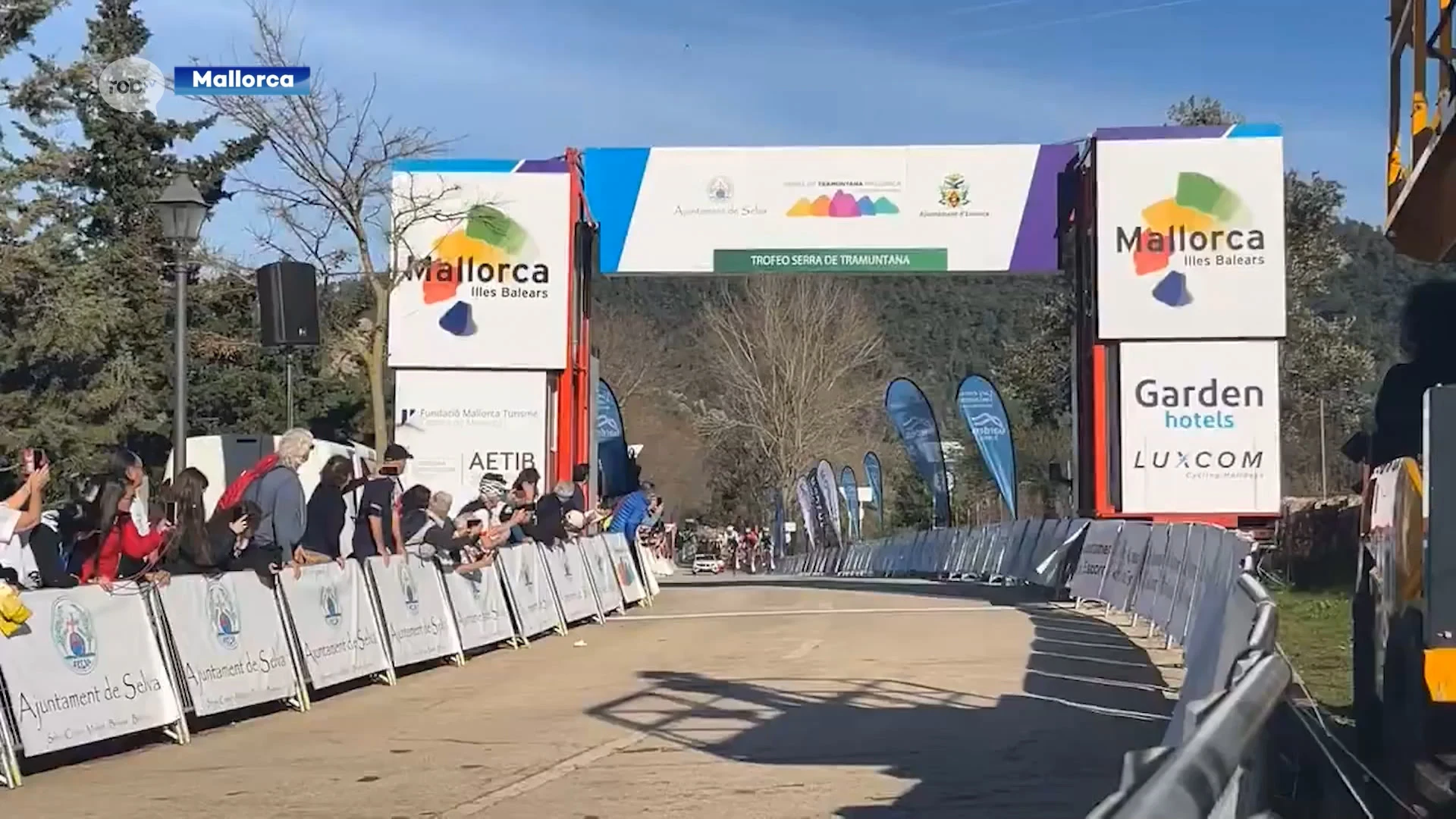 Binkommenaar Lennert Van Eetvelt (22) rijdt in Mallorca naar tweede profzege uit zijn carrière, eerste Belgische winnaar op de weg in 2024