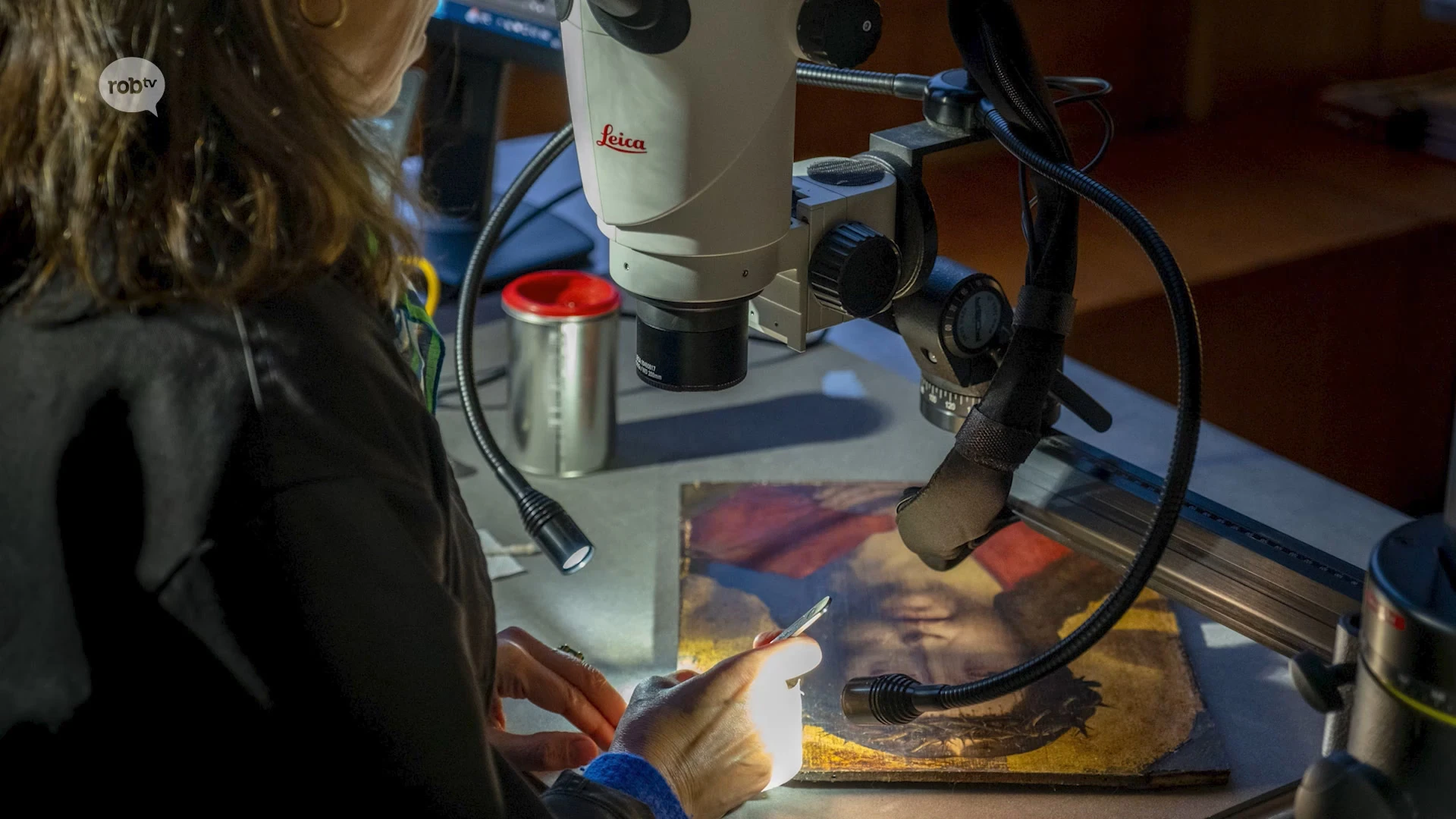 M Leuven gaat met nieuwe tentoonstelling Atelier Bouts dieper in op wetenschap achter zes kunstwerken