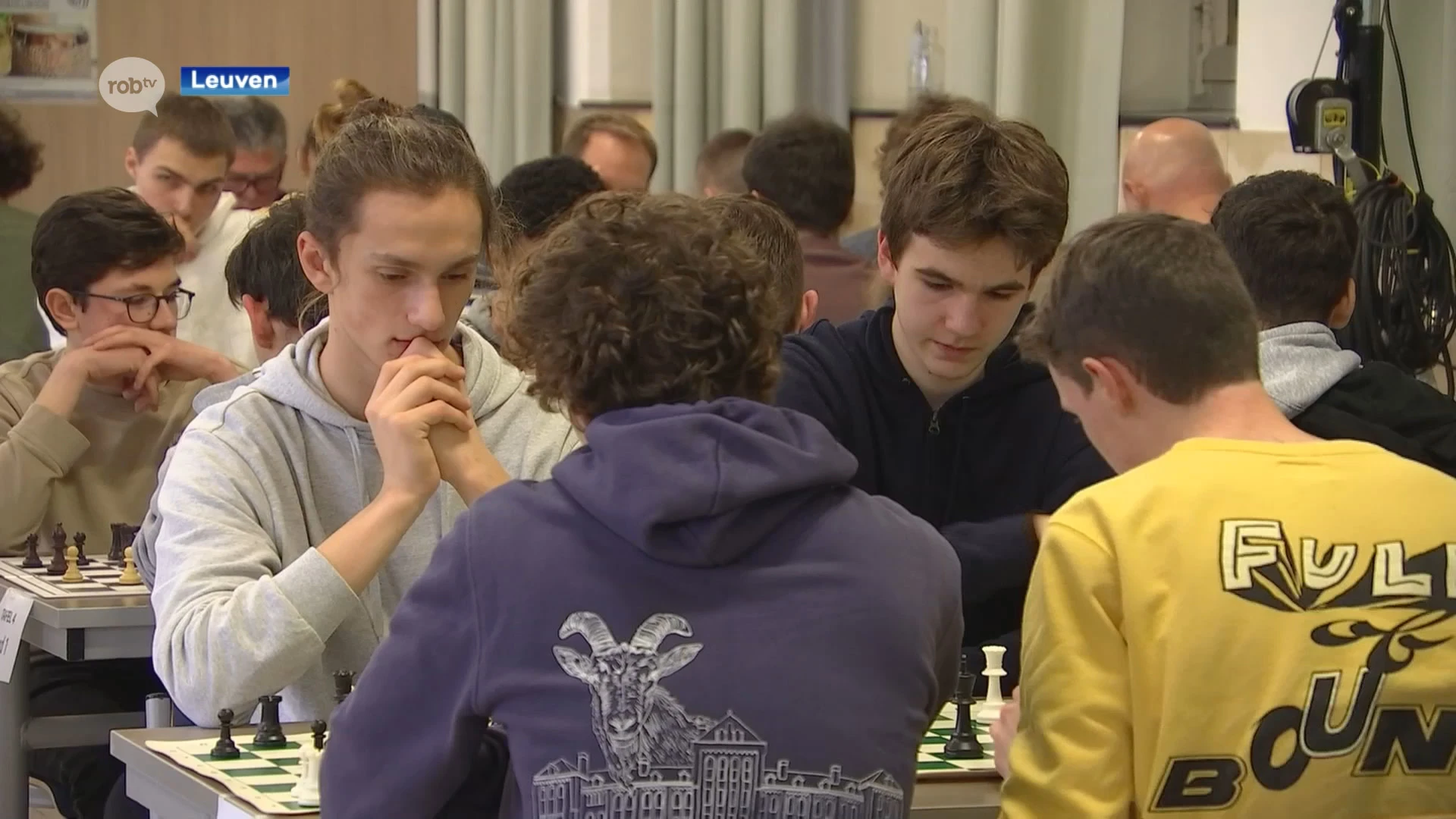 120 scholieren schaken voor de titel van 'Slimste school' op het schoolschaakkampioenschap