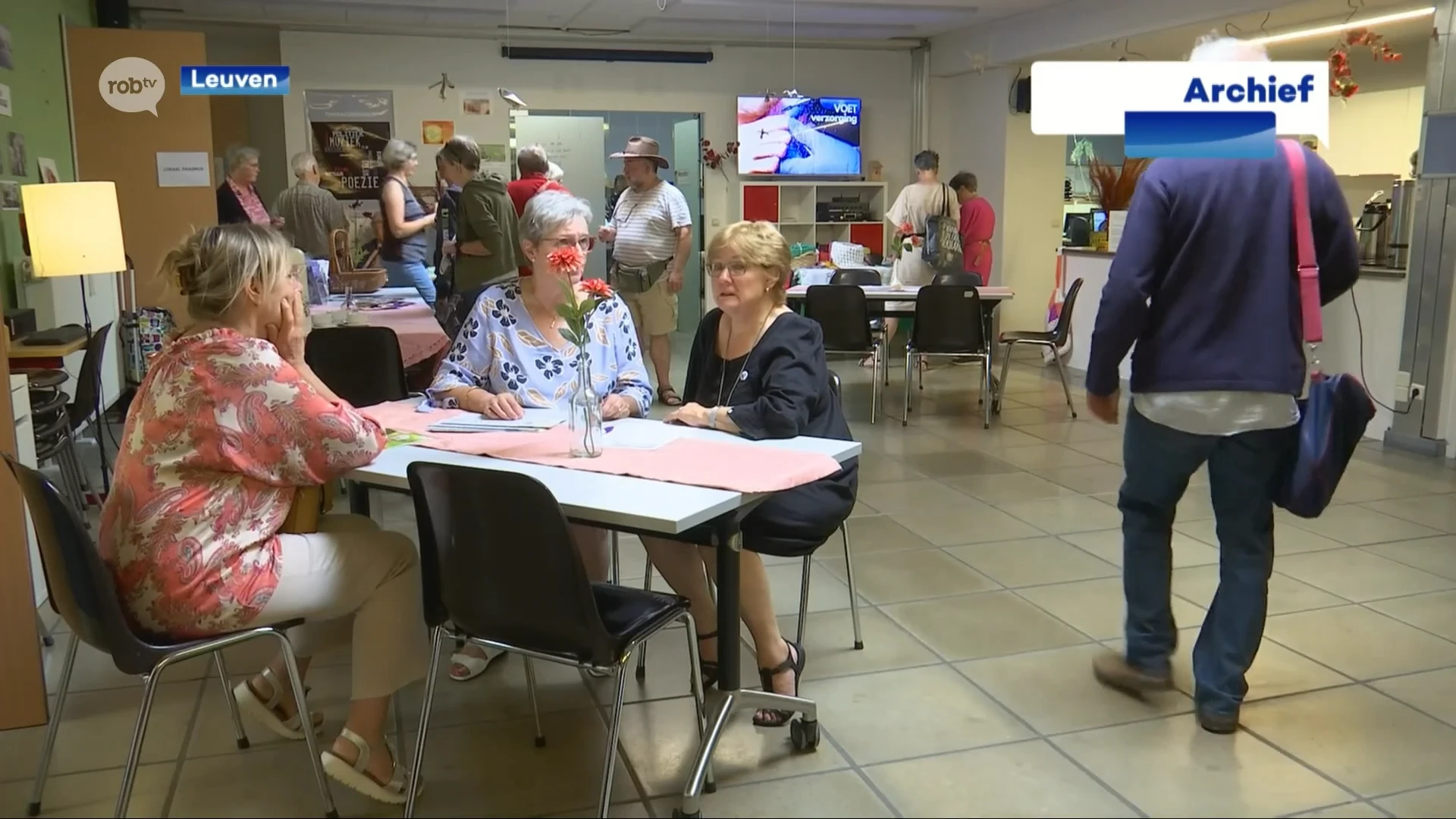 Medewerkers stad Leuven gaan op bezoek bij 90-plussers: "Eenzaamheid tegengaan"