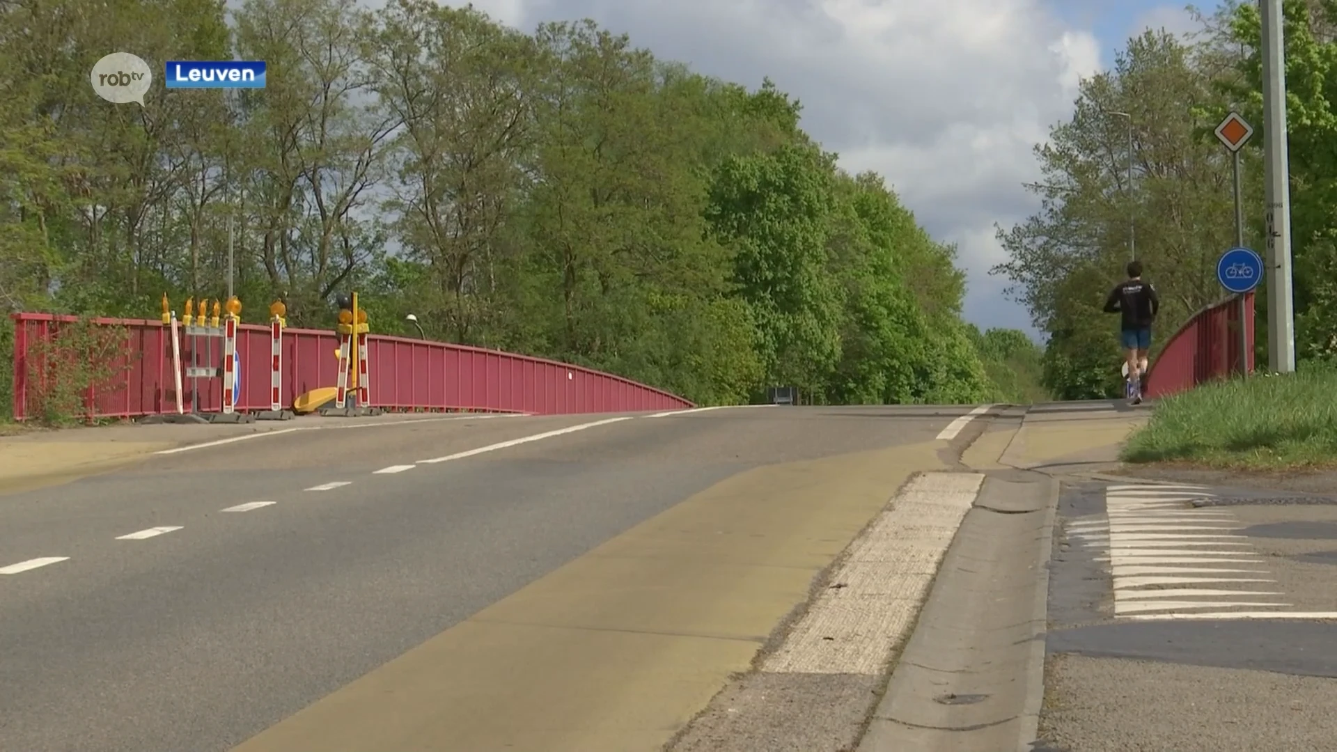 Werken aan Sint-Jansbergsesteenweg in Leuven: Wegen en Verkeer legt extra stukje fietspad aan