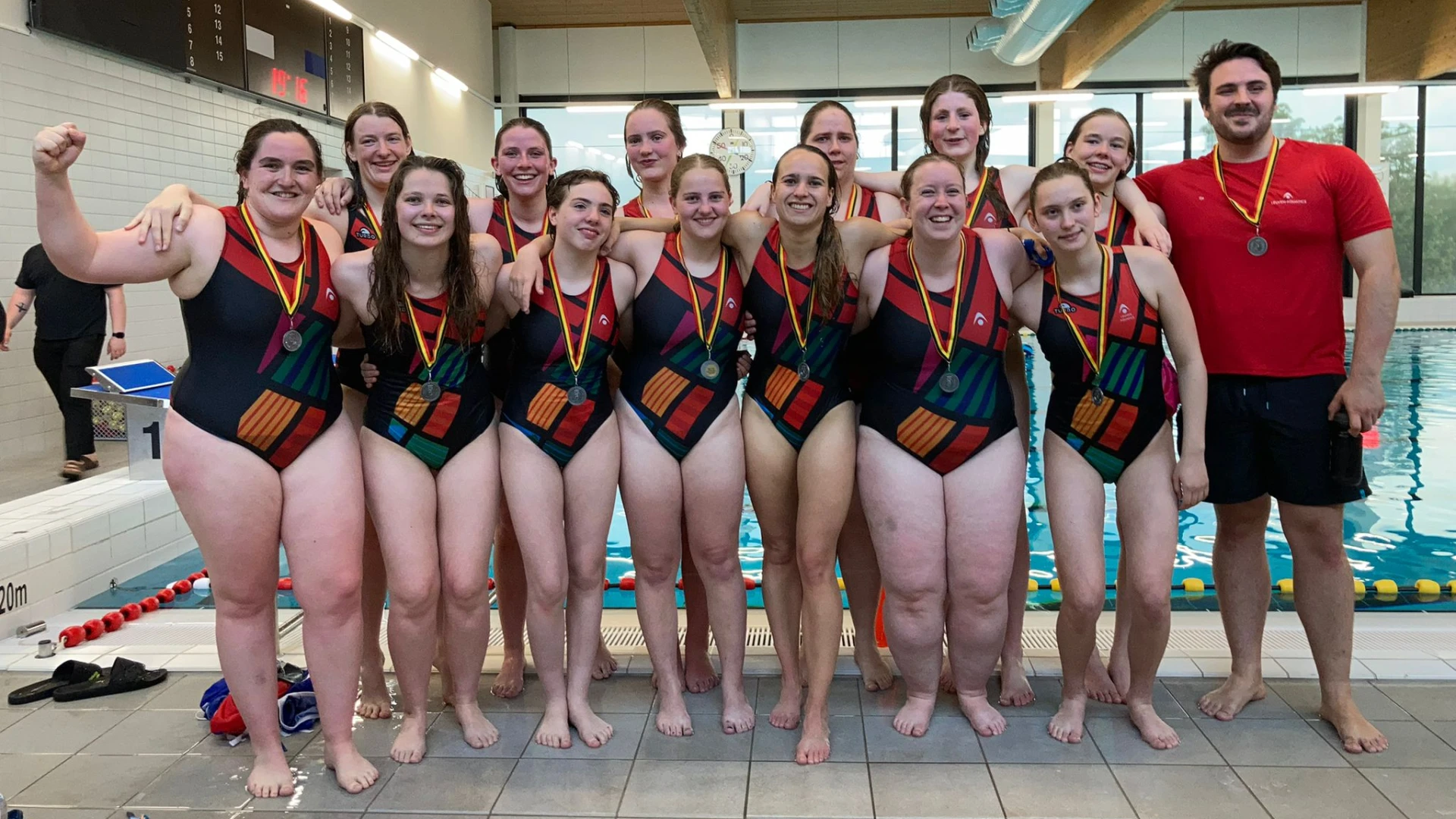 Waterpolodames Leuven Aquatics grijpen voor tweede keer net naast de titel tegen Gentse KGZV