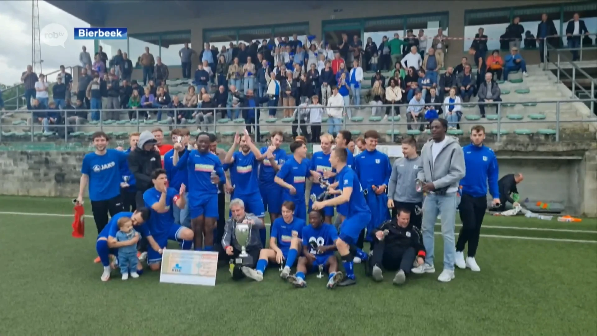 Miecroob Veltem en Tervuren-Duisburg winnen Beker van Vlaams-Brabant: "Dubbel is ongelofelijk" en "Deze is voor Rune Moriau"