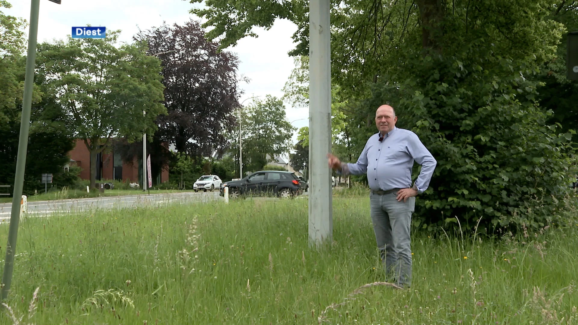 Orange plaatst 25-meter hoge zendmast vlak voor huizen in Diest: "We wisten van niets"