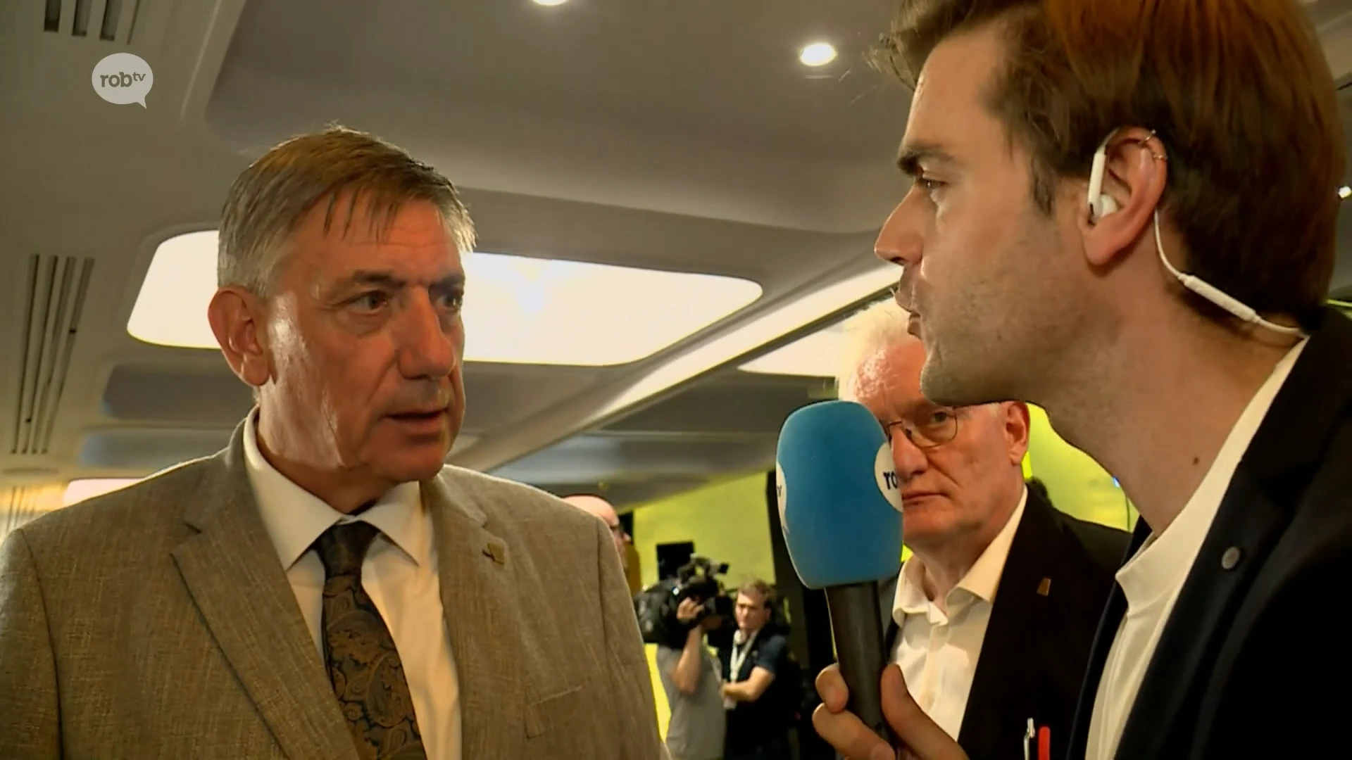 LIVE Jan Jambon: "Ambitie om op federaal en Vlaams vlak de leiding te nemen"