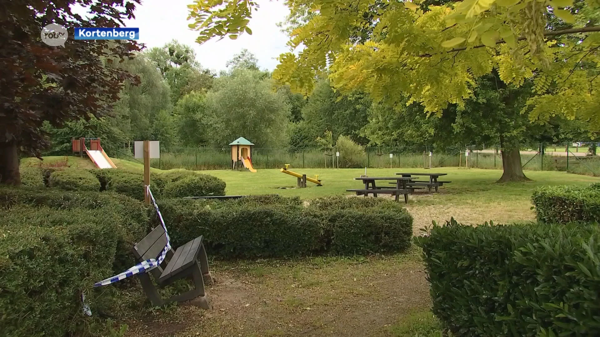 Vandalen laten spoor van vernieling achter in speeltuin in Erps-Kwerps