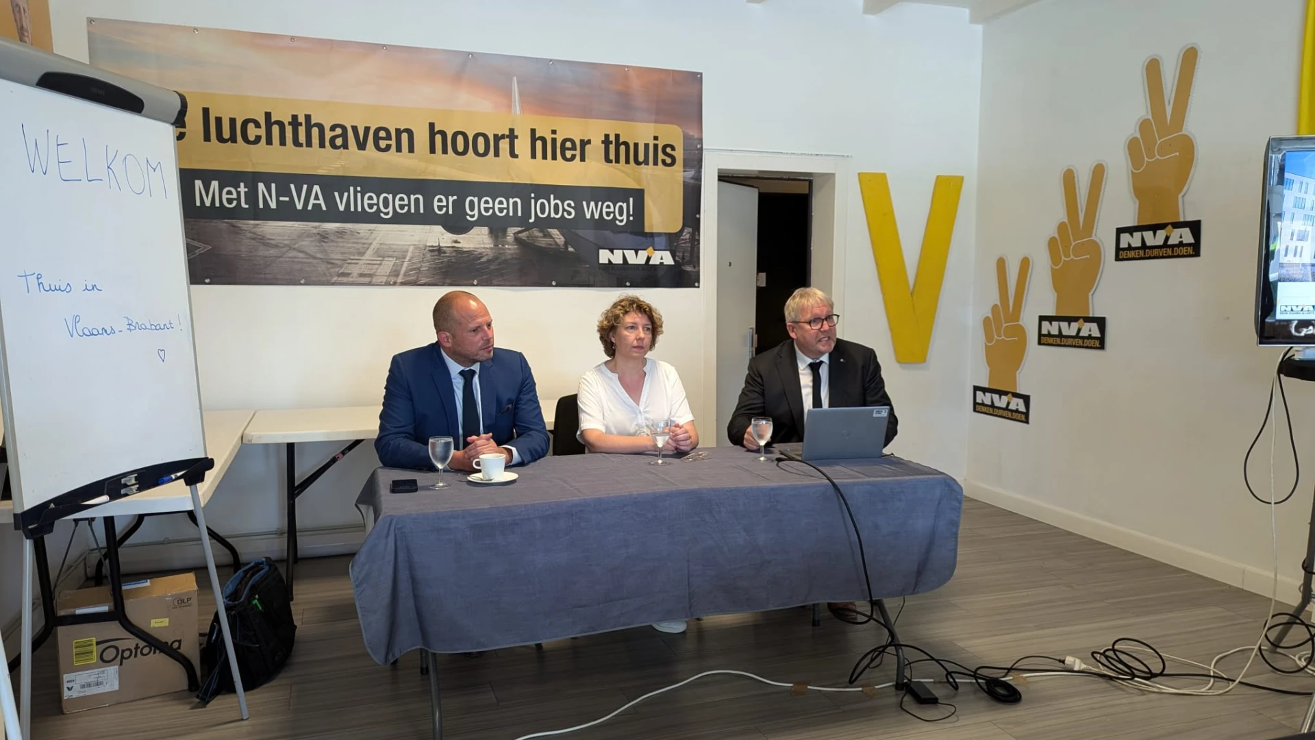 Bart Nevens wordt N-VA-lijsttrekker voor de provincieraadsverkiezingen, Theo Francken duwt lijst