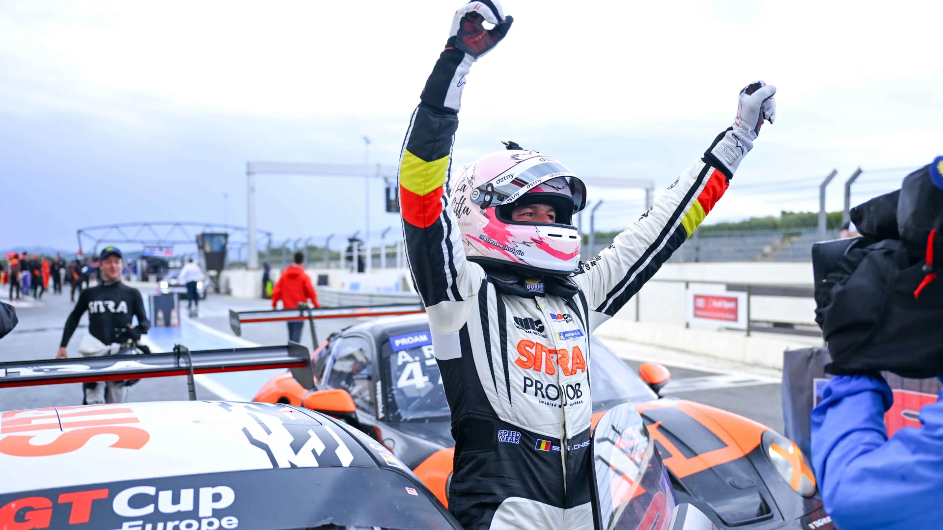 Leuvenaar Stienes Longin en Nicolas Saelens winnen vierde manche van GT Cup Europe en rukken op naar tweede plaats in tussenstand