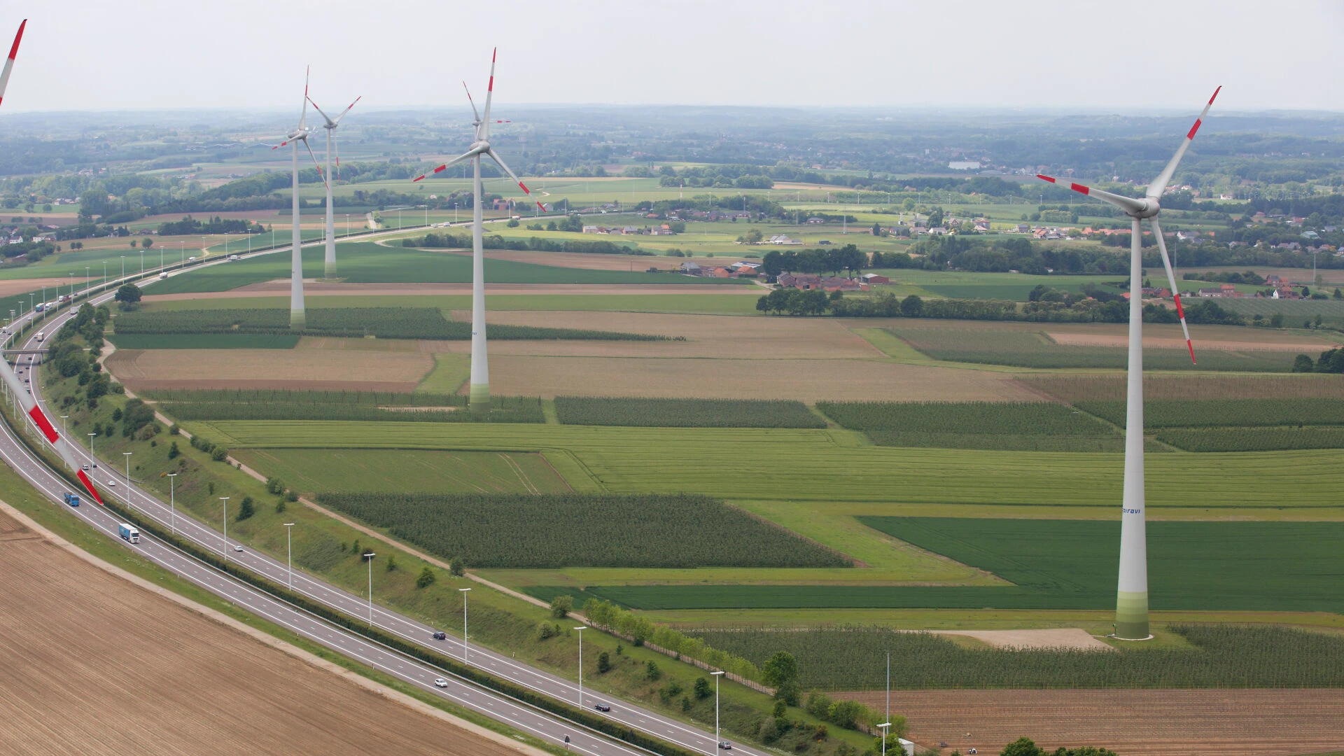 Bouw zevende windturbine in Diest start midden augustus: "Wieken van 75 meter worden 's nachts via tijdelijke afrit geleverd"