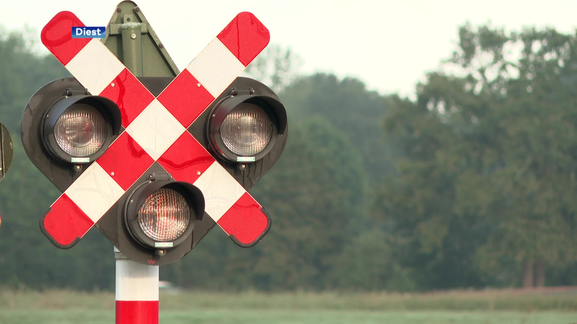 Spoorwegovergang in Schaffen vanaf morgen tot volgende week vrjdag volledig afgesloten