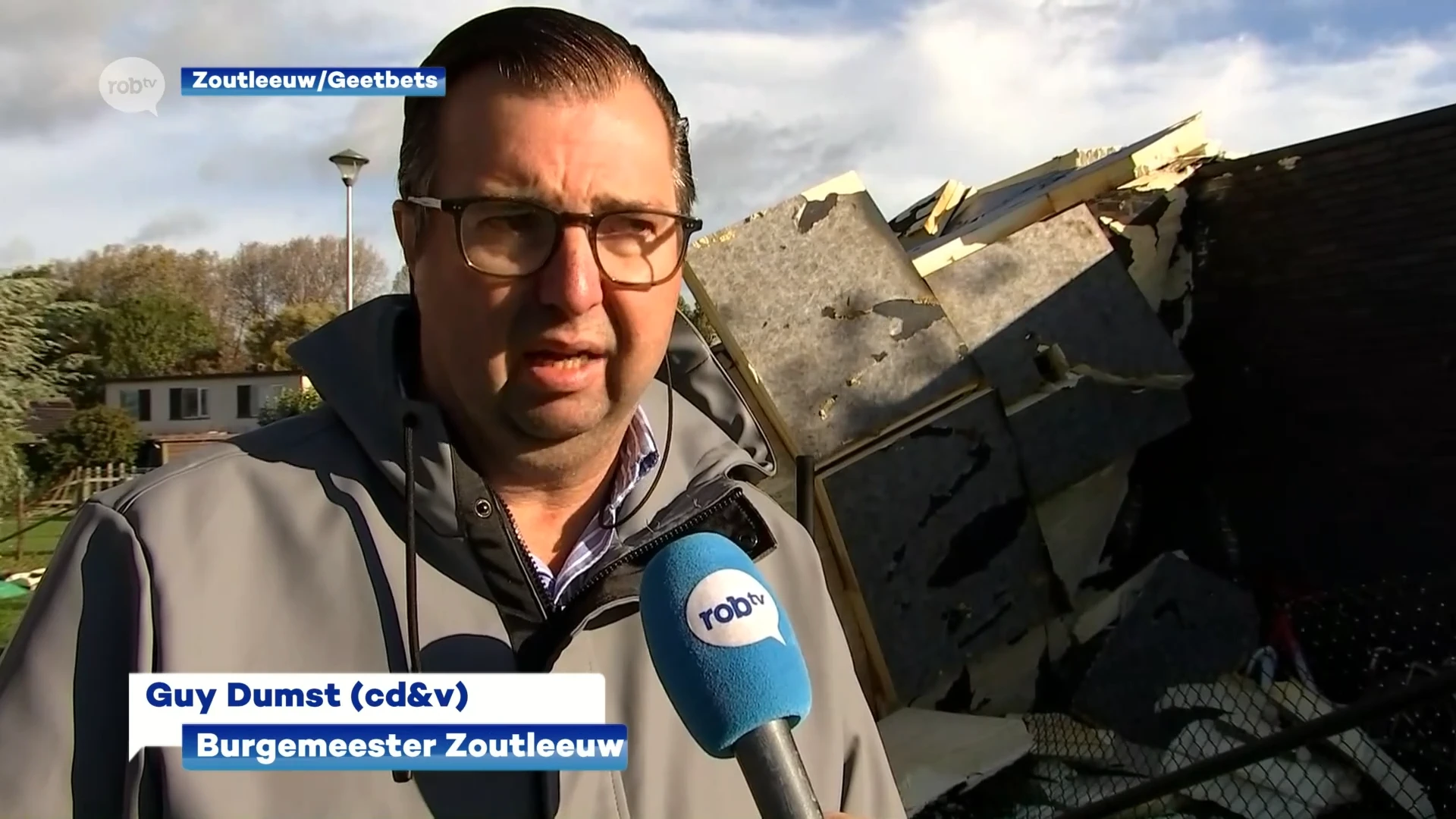 LIVE: Burgemeester Dumst over windhoos in Zoutleeuw: "Windhoos laten erkennen als ramp"