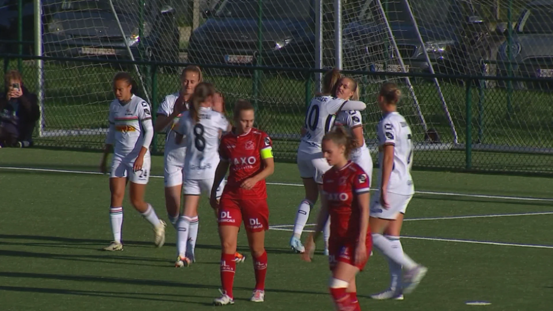 OH Leuven Women speelt perfecte tweede helft en boekt grootste zege van nog prille seizoen op Zulte Waregem (0-4)