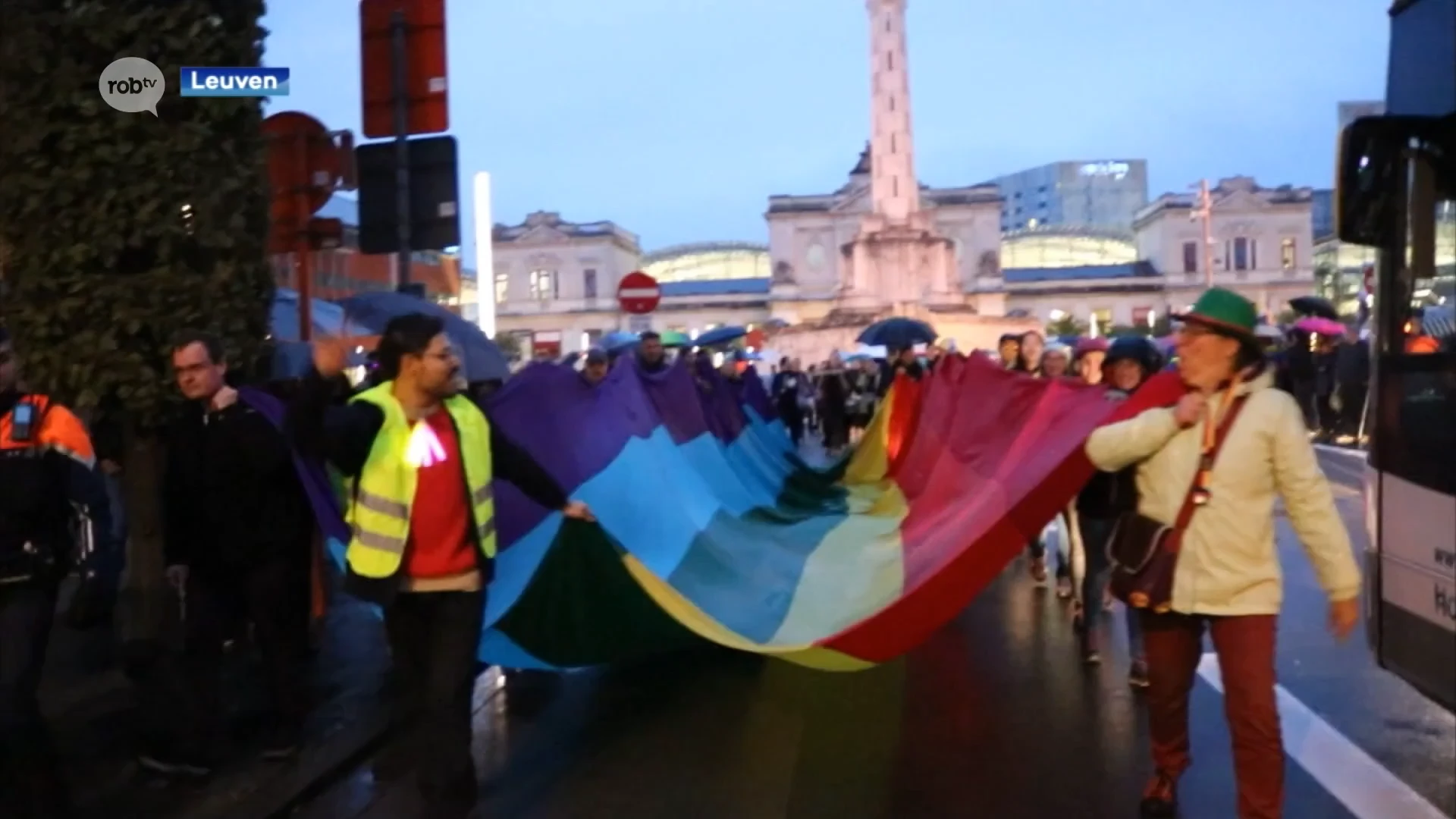 Eerste pride in Leuven trekt 1200 bezoekers: "Veel meer dan gedacht"