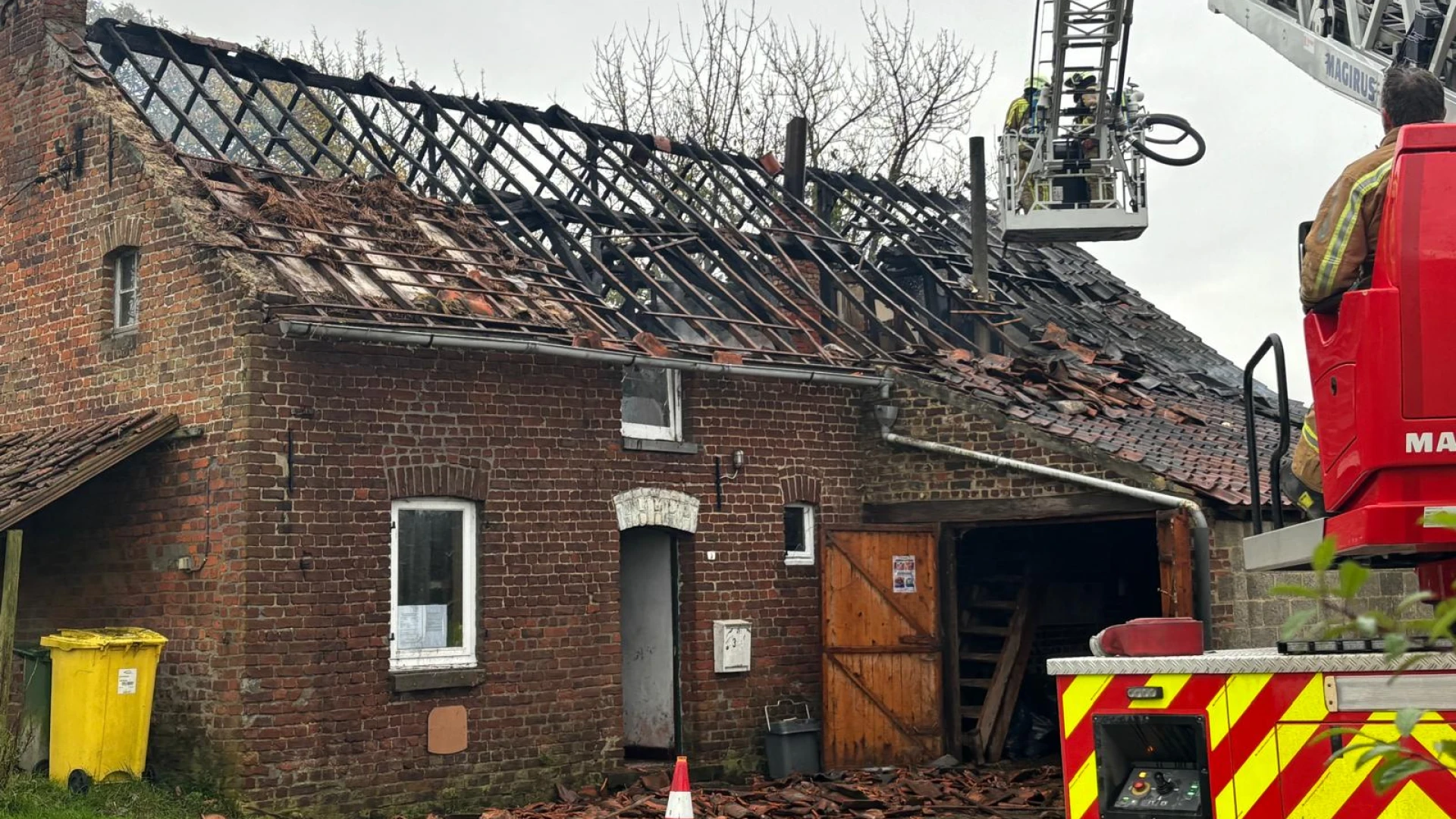 Woning in Bierbeek onbewoonbaar verklaard na uitslaande brand