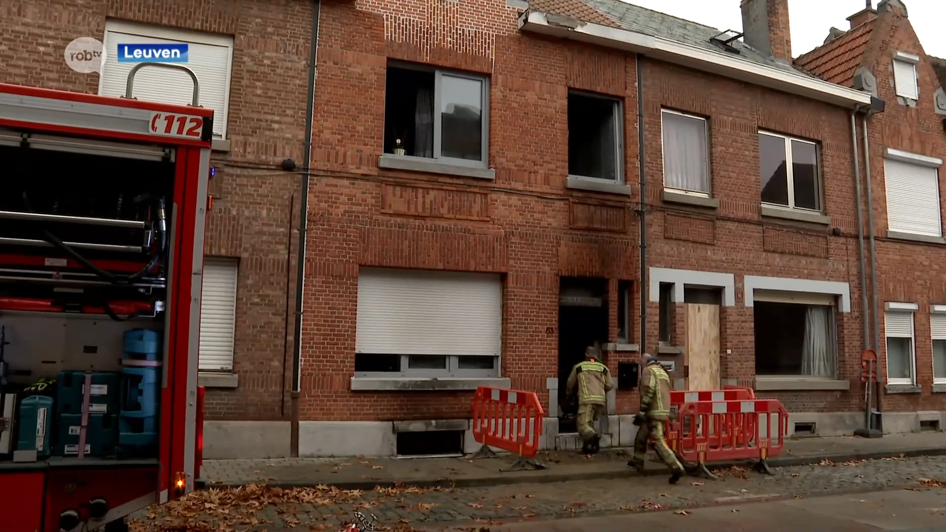 Huis onbewoonbaar na brand in Leuven: 20 bewoners uit straat geëvacueerd