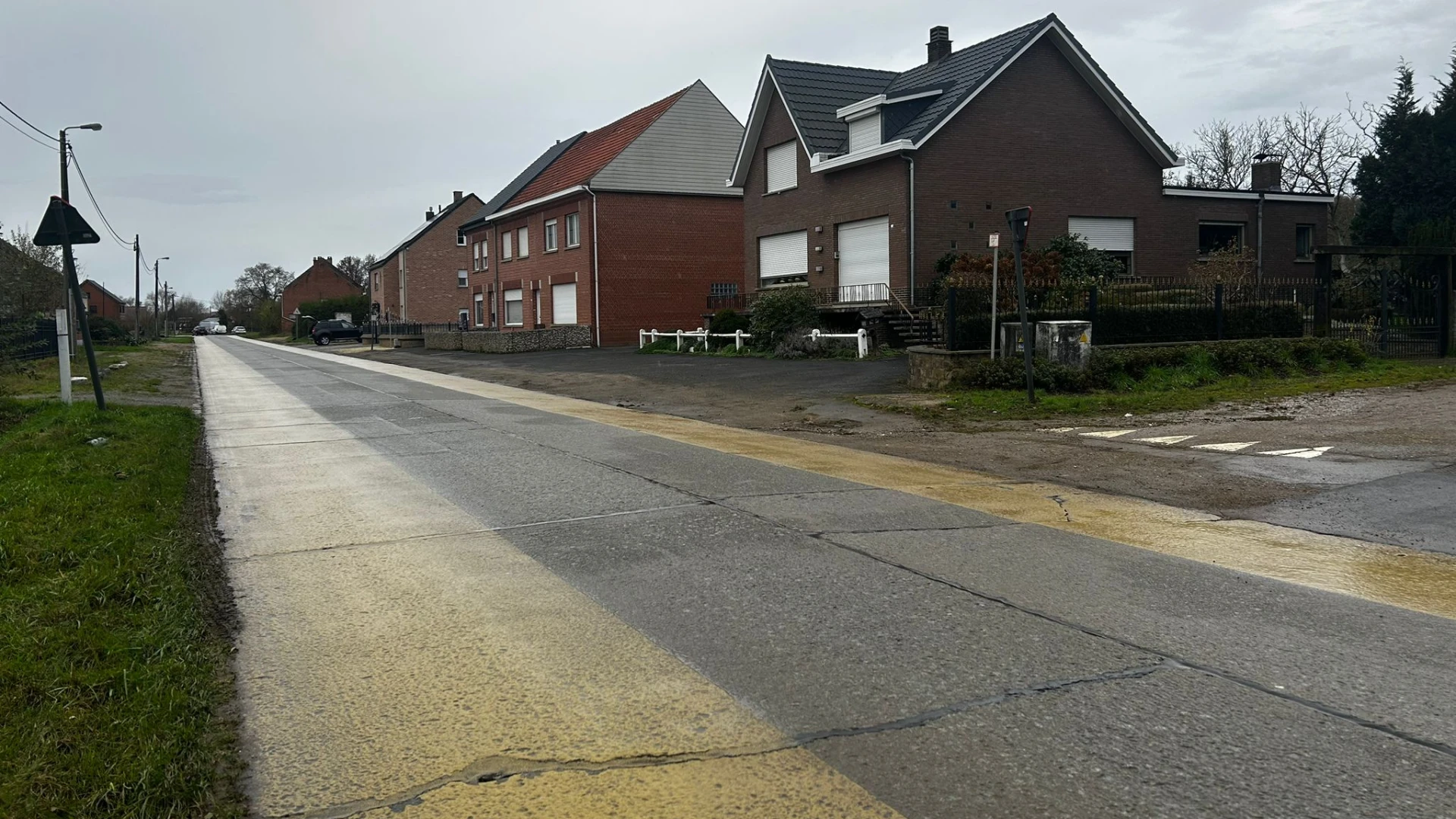 75-jarige fietser in levensgevaar na ongeval met vluchtmisdrijf op Tieltseweg in Rillaar, man van 33 uit Tielt-Winge opgepakt voor verhoor