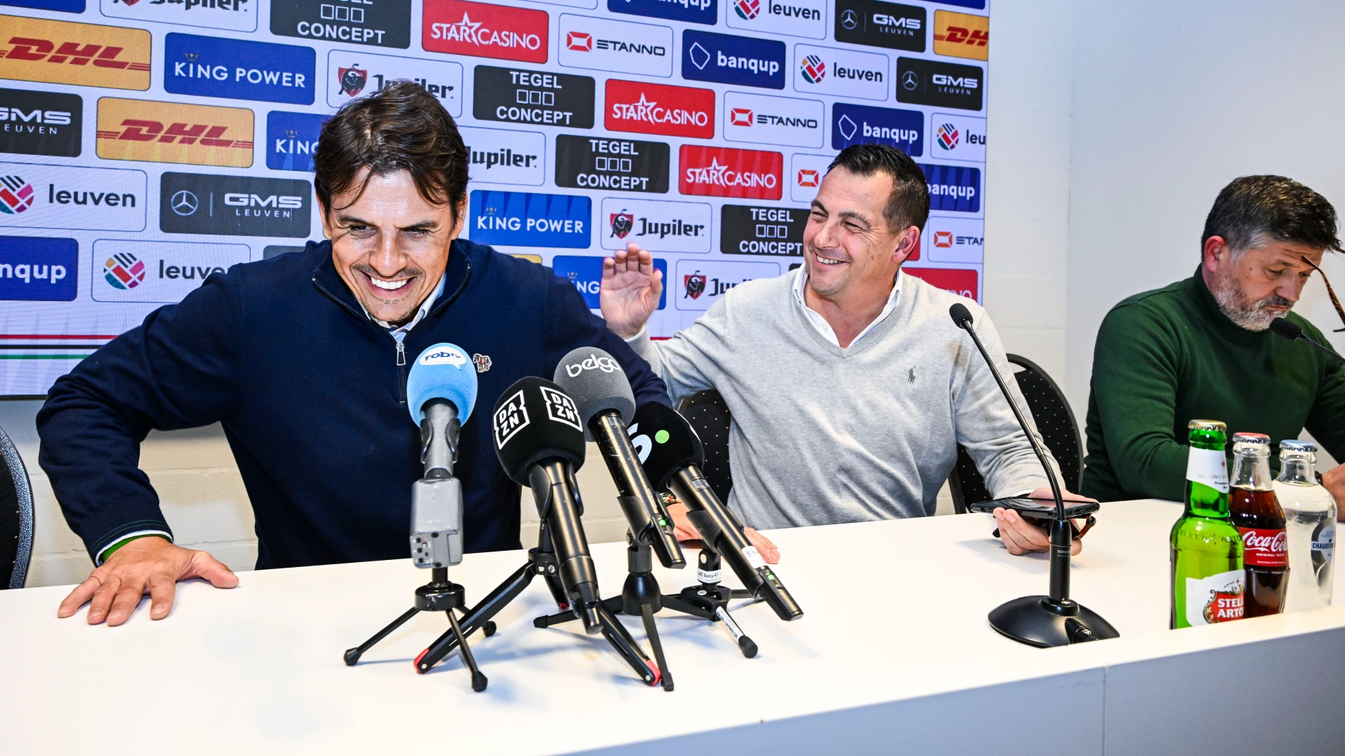 LEES Chris Coleman maakt zich op voor debuut bij OH Leuven, CEO Frédéric Van den Steen gelooft in nieuwe start: “Samen zorgen voor ontwikkeling van OHL”