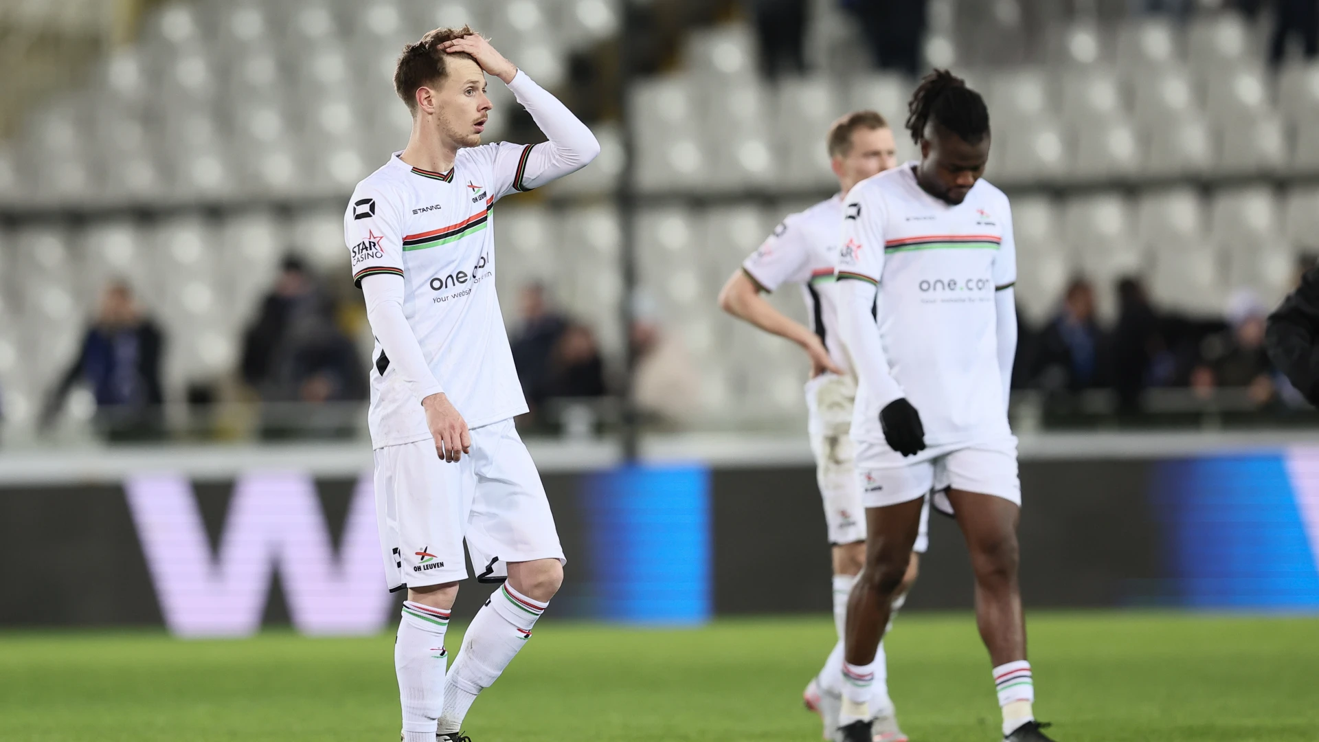 OH Leuven is uitgebekerd (3-0) maar doet op Club wat het misschien wel vaker moet doen, met open vizier spelen: "Van al die kansen moet er sowieso één binnen"