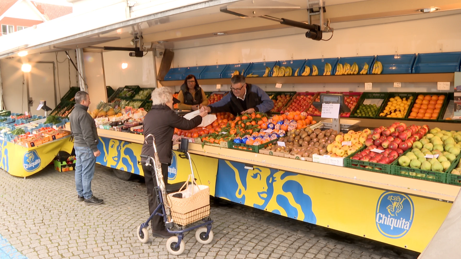 Keerbergse vrijdagmarkt nog tot eind januari op Haachtebaan in plaats van Gemeenteplein