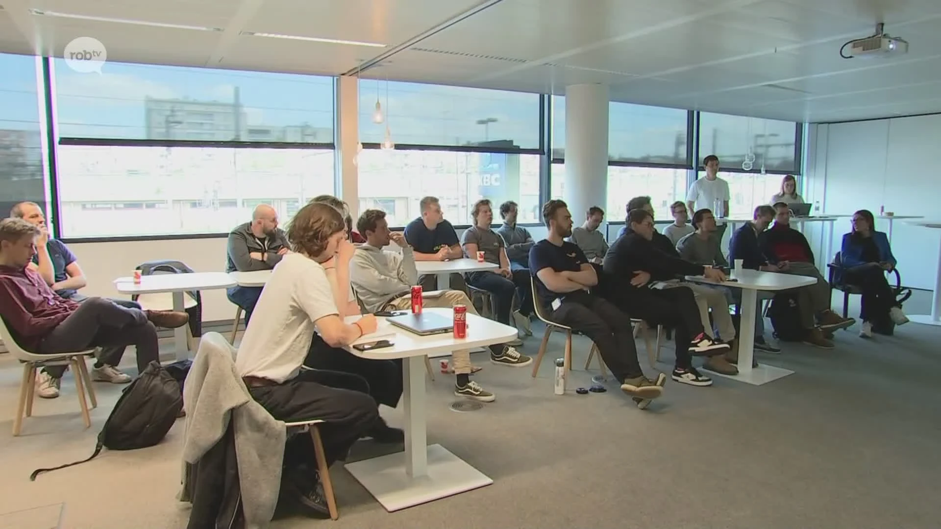 Leuven MindGate en KBC ondersteunen vanaf vandaag 11 beginnende ondernemingen die hardware ontwikkelen