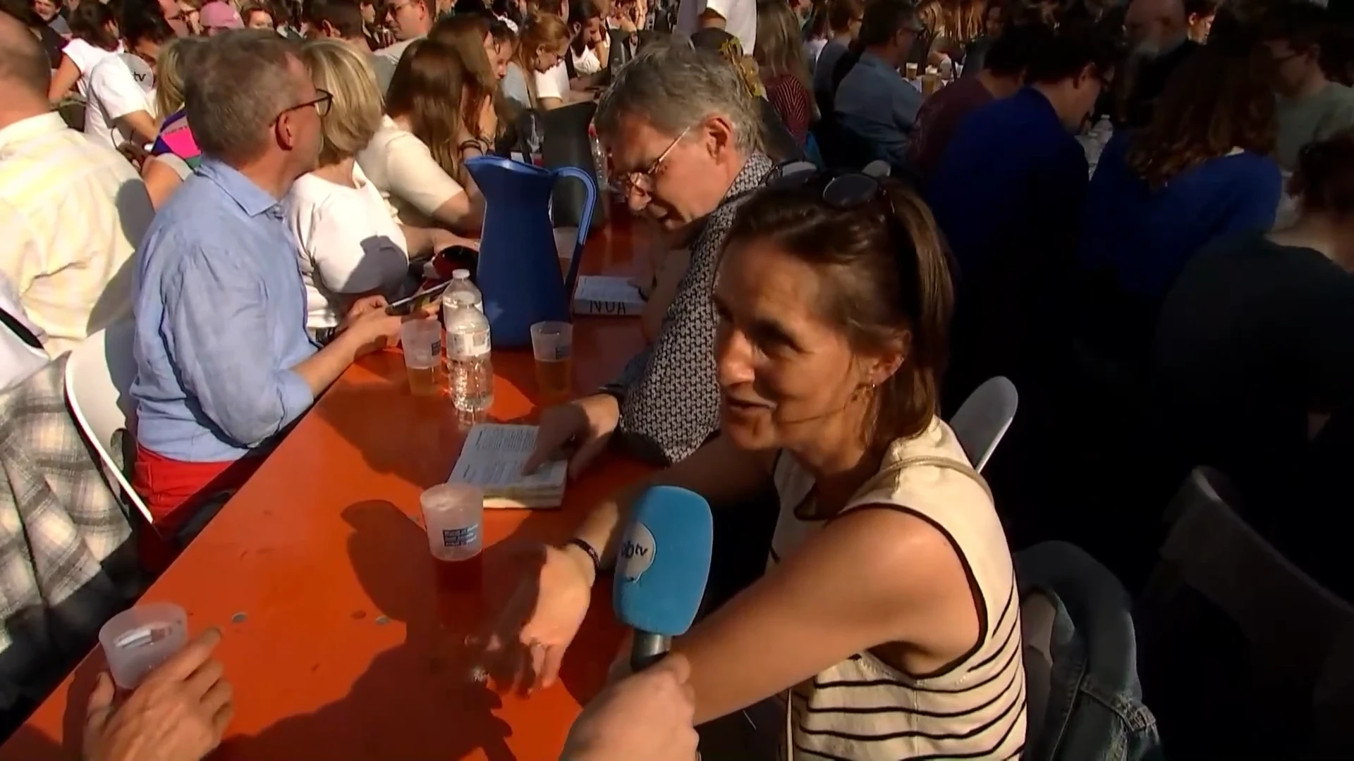 LIVE vanop de Beiaardcantus in Leuven: "Samen zingen, er is niks mooiers!"