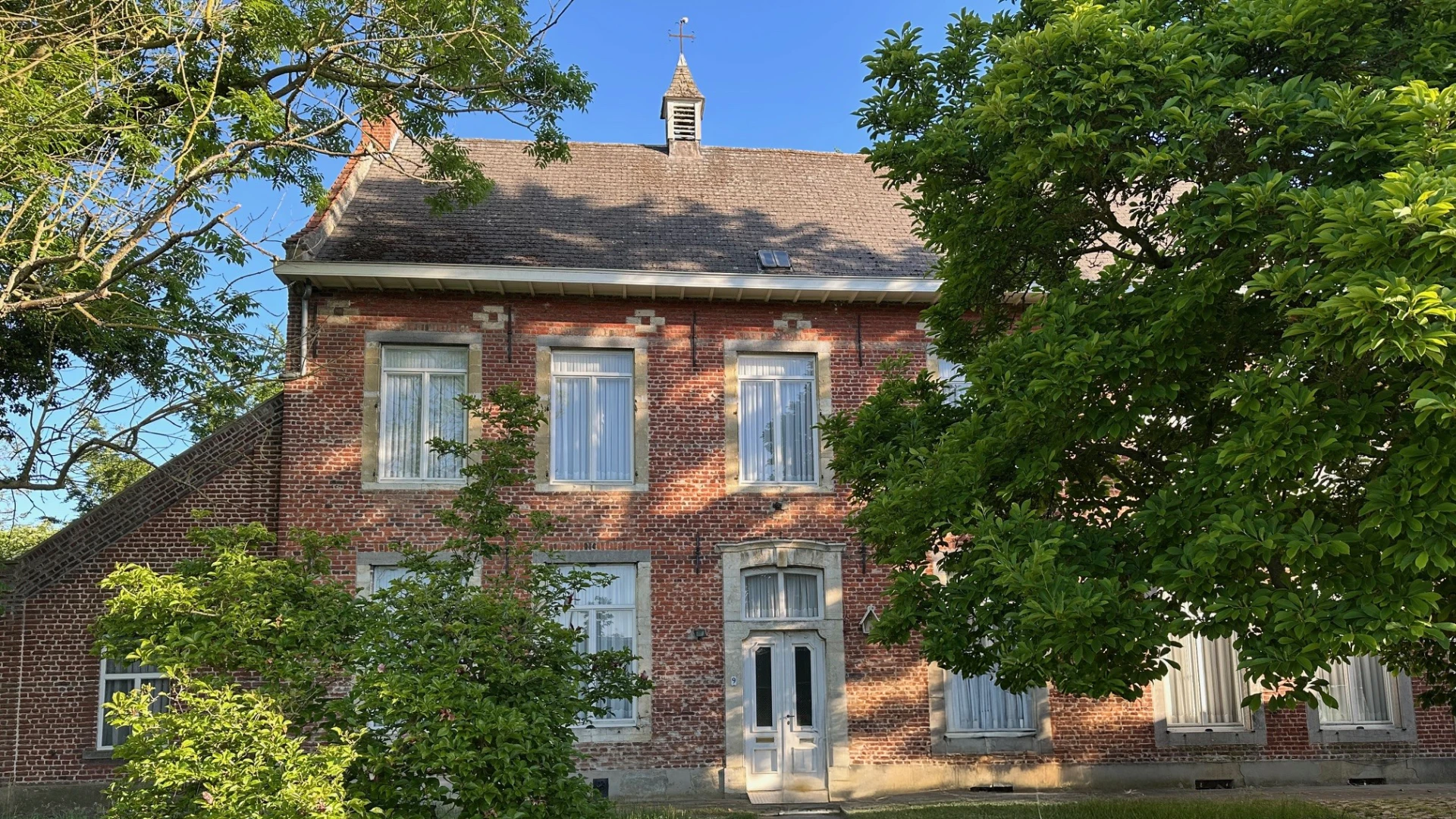 Tielt-Winge zoekt uitbater voor gloednieuwe zomerbar in pastorie van Houwaart: "Tweede zomerbar in gemeente"