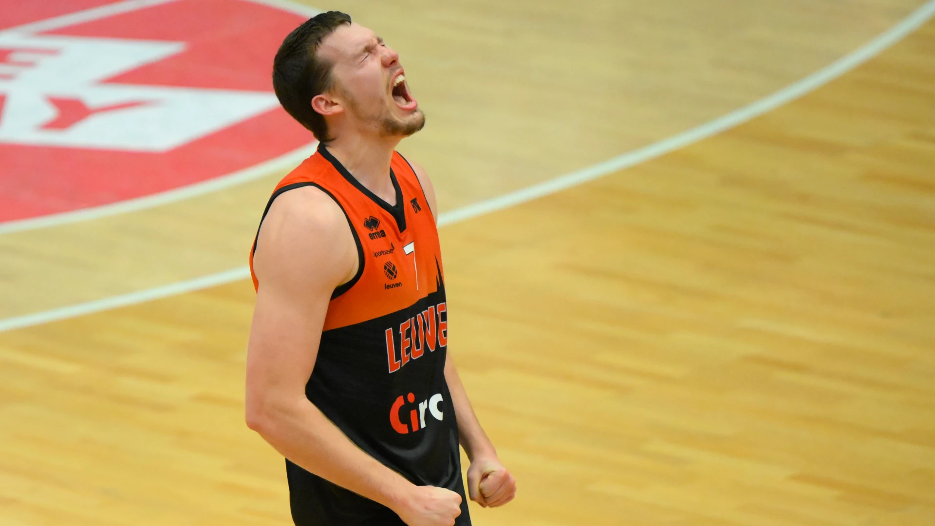 Leuven Bears verliezen met 87-79 op bezoek bij Kortrijk en sneuvelen in kwartfinale van play-offs