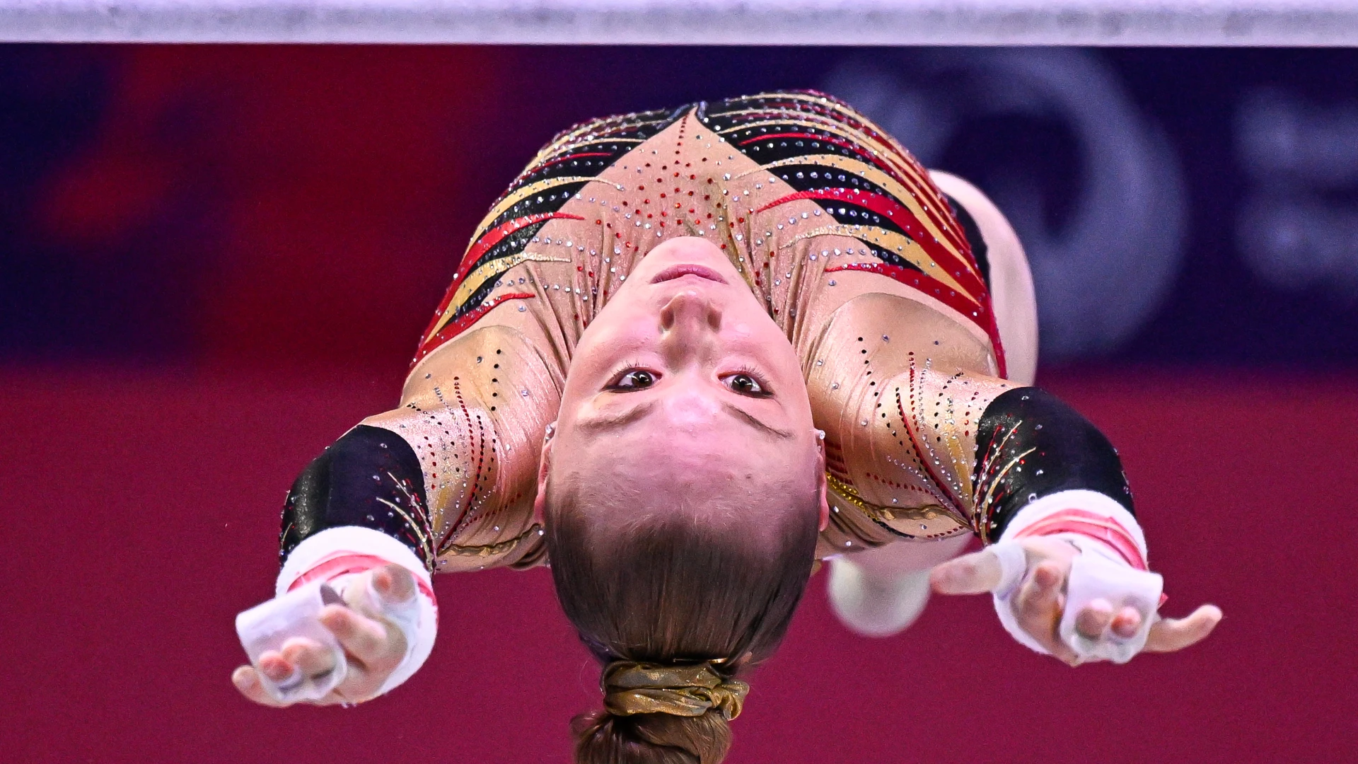 Gymnaste Lisa Vaelen uit Rotselaar met tweede beste score naar finale aan sprong op EK in Leipzig