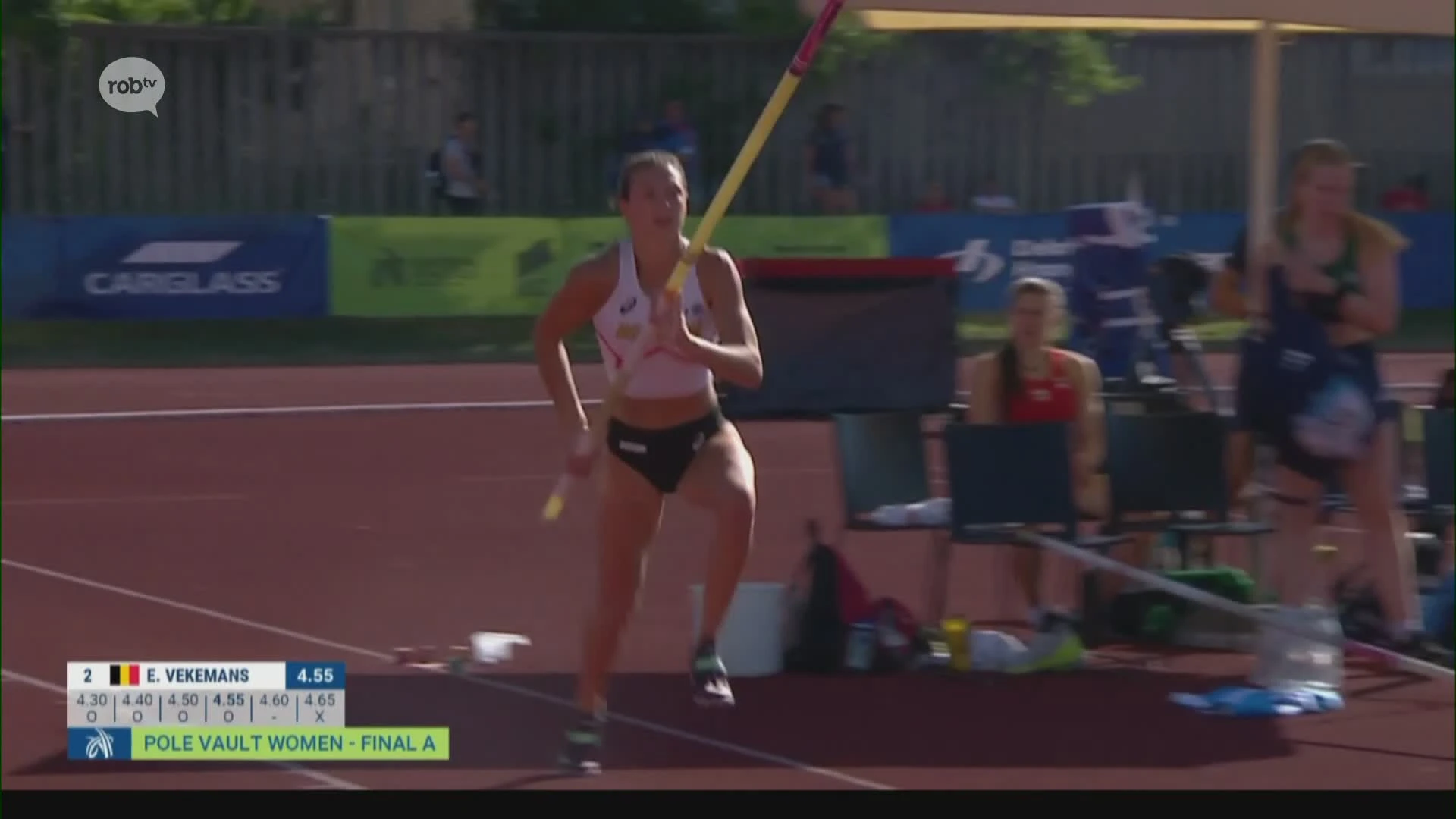 Polsstokspringster Elien Vekemans verbetert eigen Belgisch record met 4 centimeter