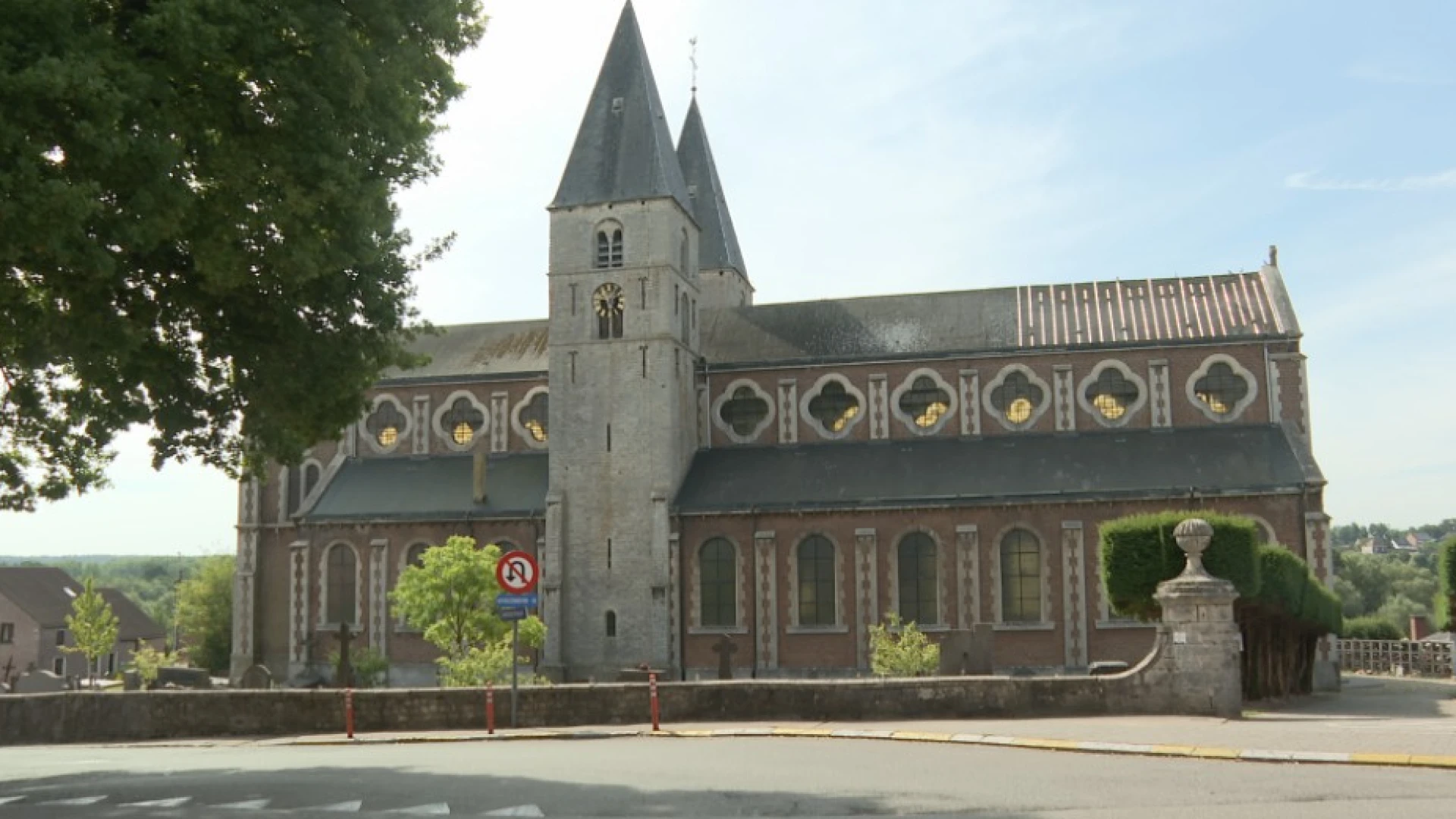 175.000 euro Vlaamse subsidies voor herstelling van dak Sint-Pieter en -Pauluskerk in Neerijse
