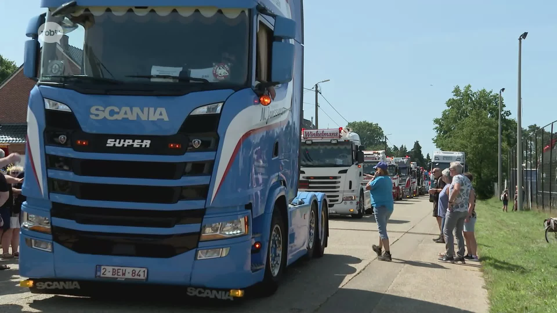 Hoogdag voor mensen met een beperking tijdens Truckershow in Bekkevoort: "Mooi weer om met de camion mee te rijden"