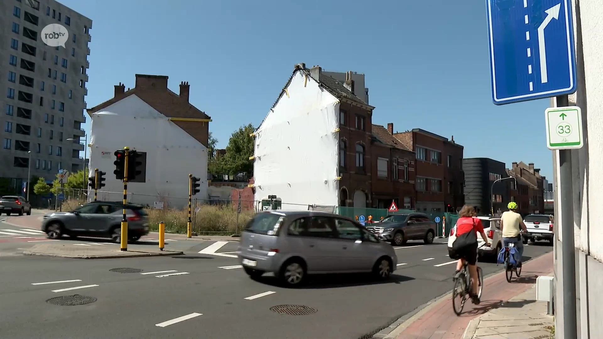 Afbraakwerken aan leegstaande huizen aan Knoop van Kessel-Lo gestart: twee weken verkeershinder op komst